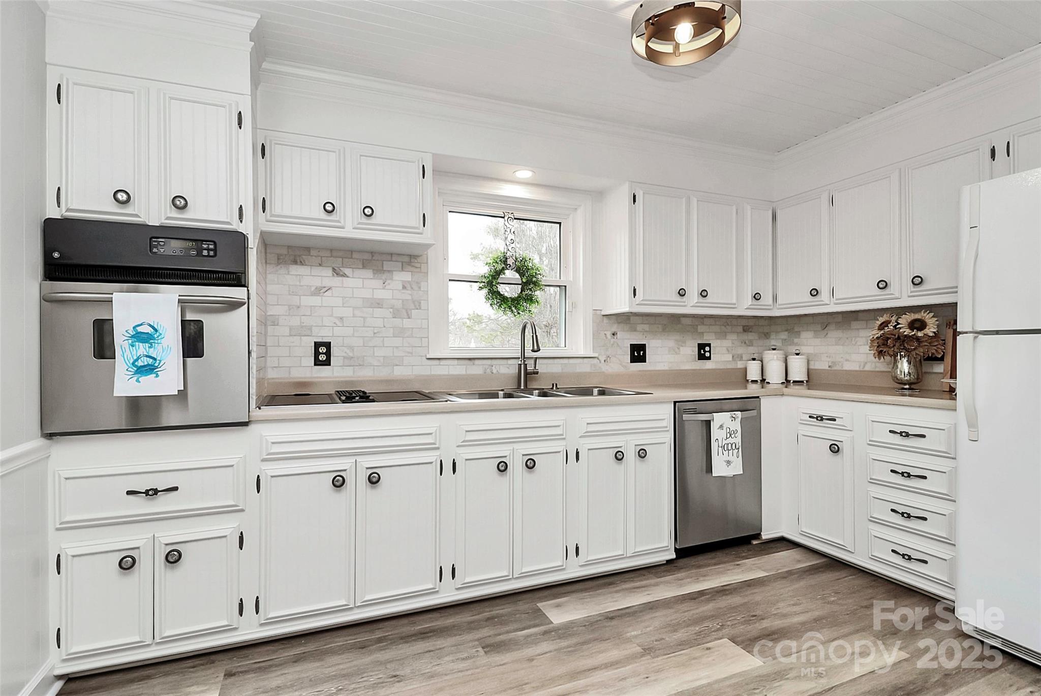 2468 Shaw Avenue Property Photo 17