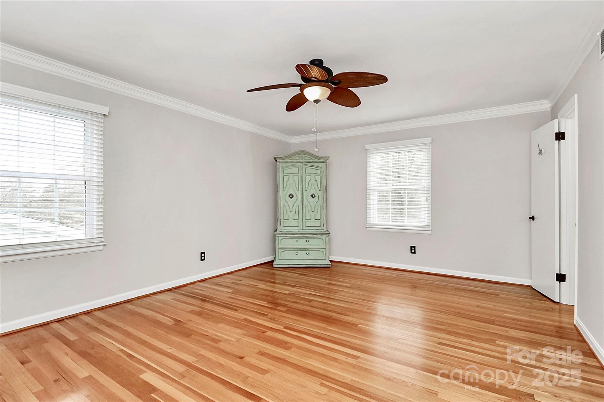 2468 Shaw Avenue Property Photo 24