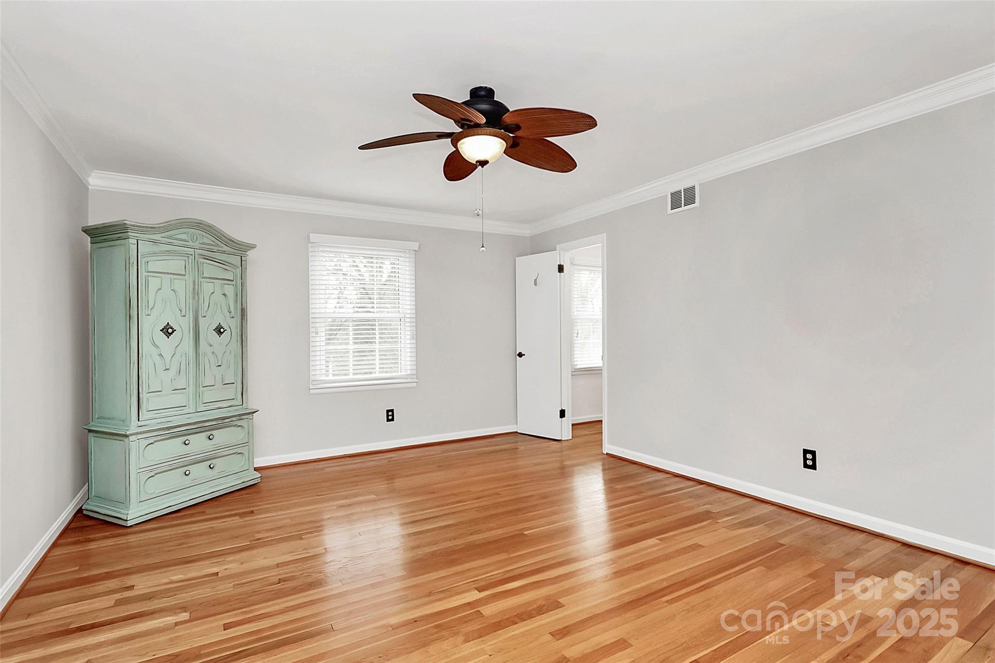 2468 Shaw Avenue Property Photo 25