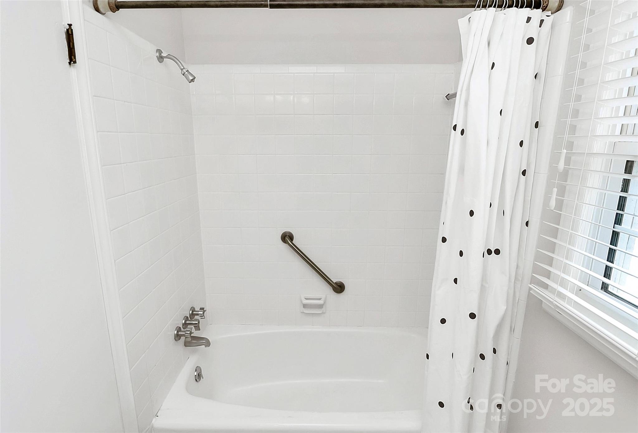 2468 Shaw Avenue Property Photo 33