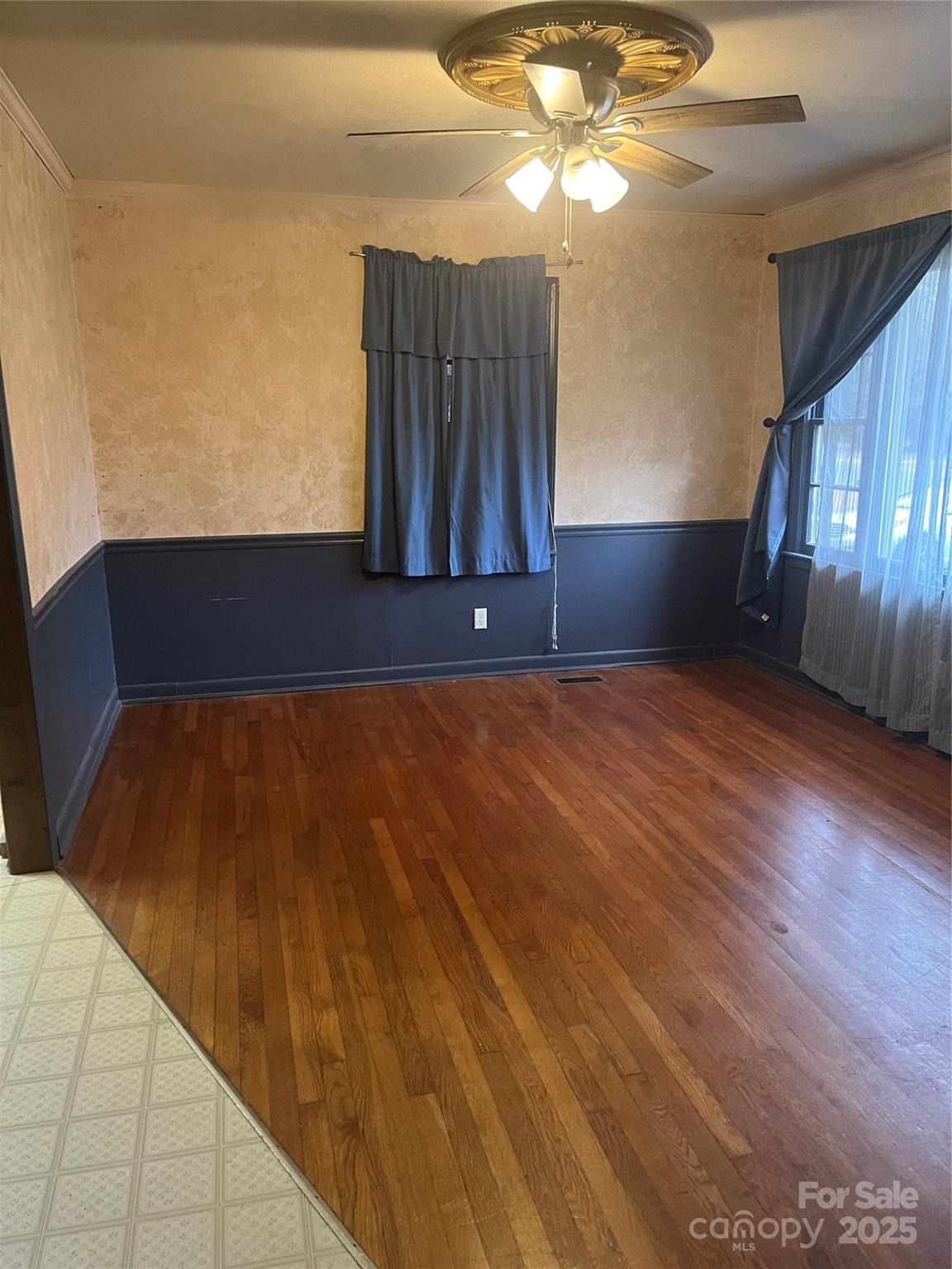 206 E Catawba Drive Property Photo 4