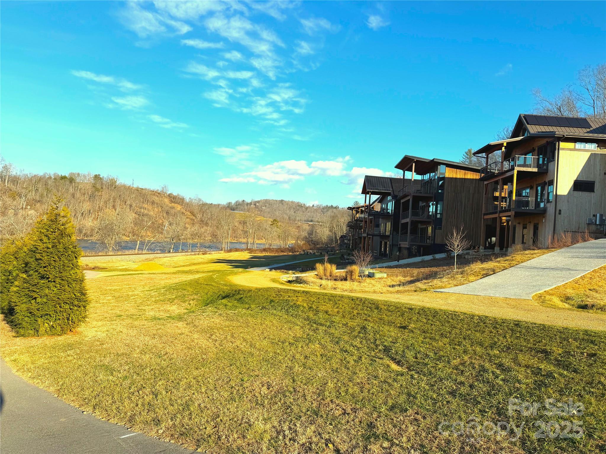 2 River Run 1r Property Photo 25