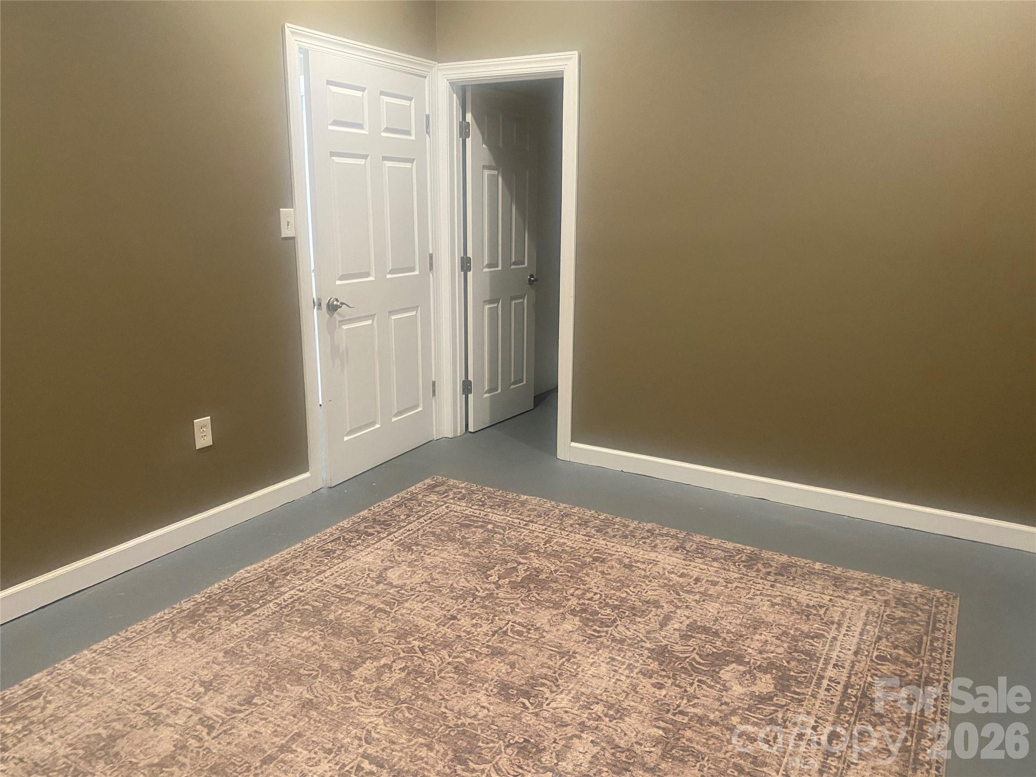 305 E Arch Street 36 Property Photo 5