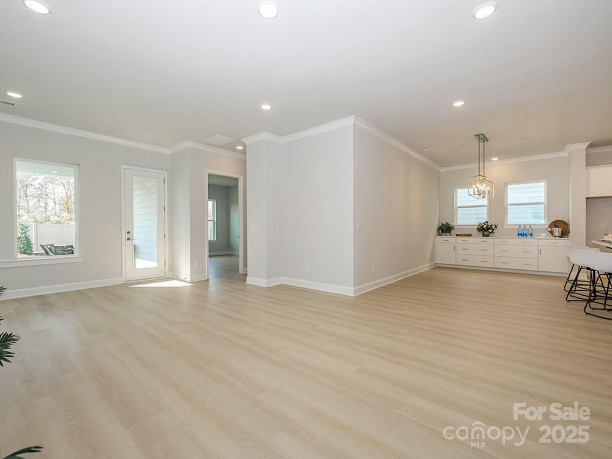 1038 Idyllic Lane Property Photo 39