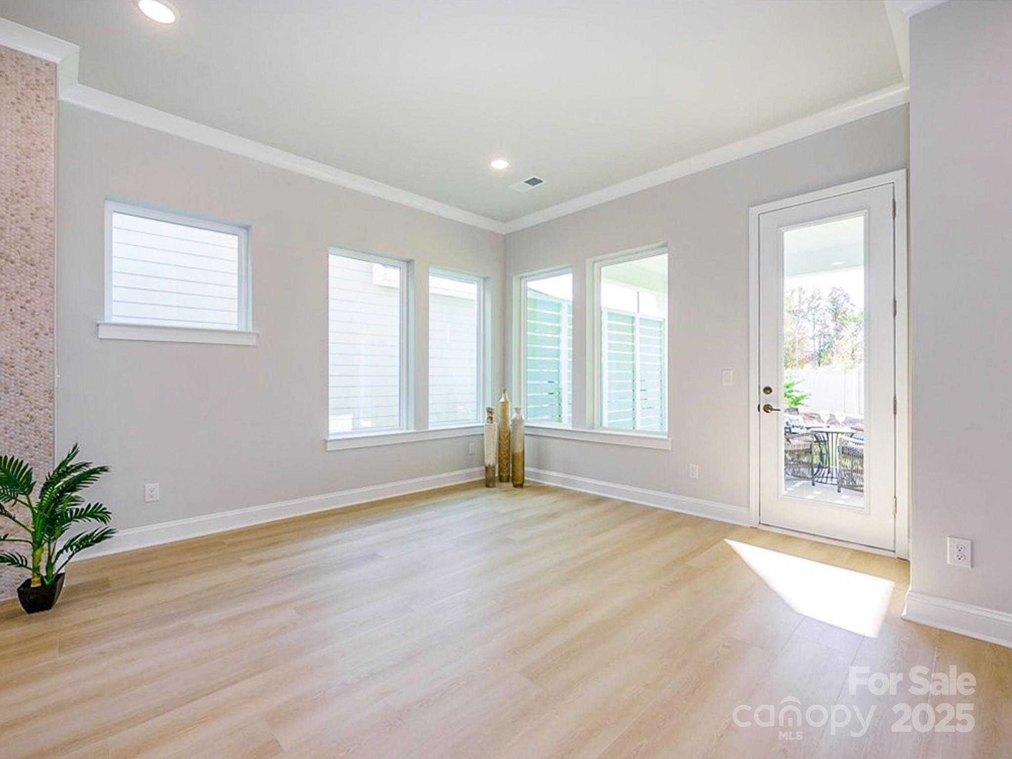 1038 Idyllic Lane Property Photo 42