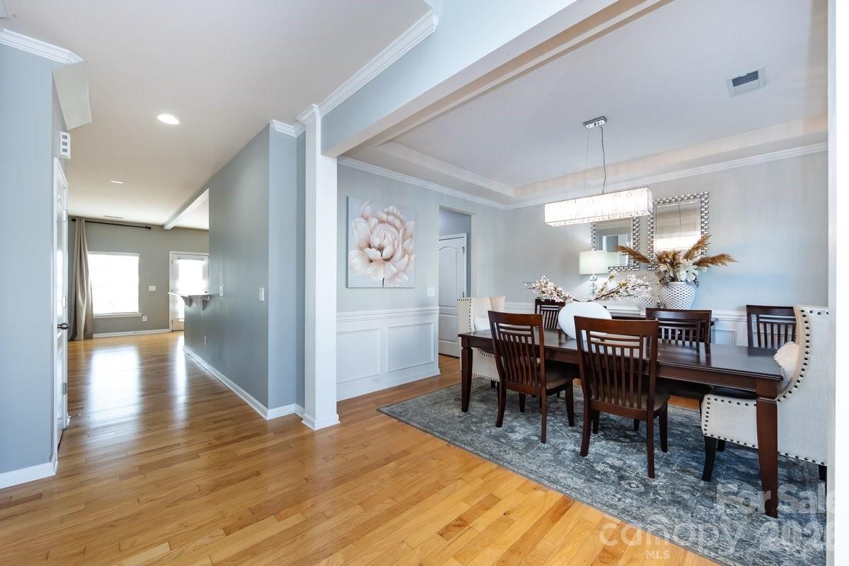 8931 Happiness Road Property Photo 6