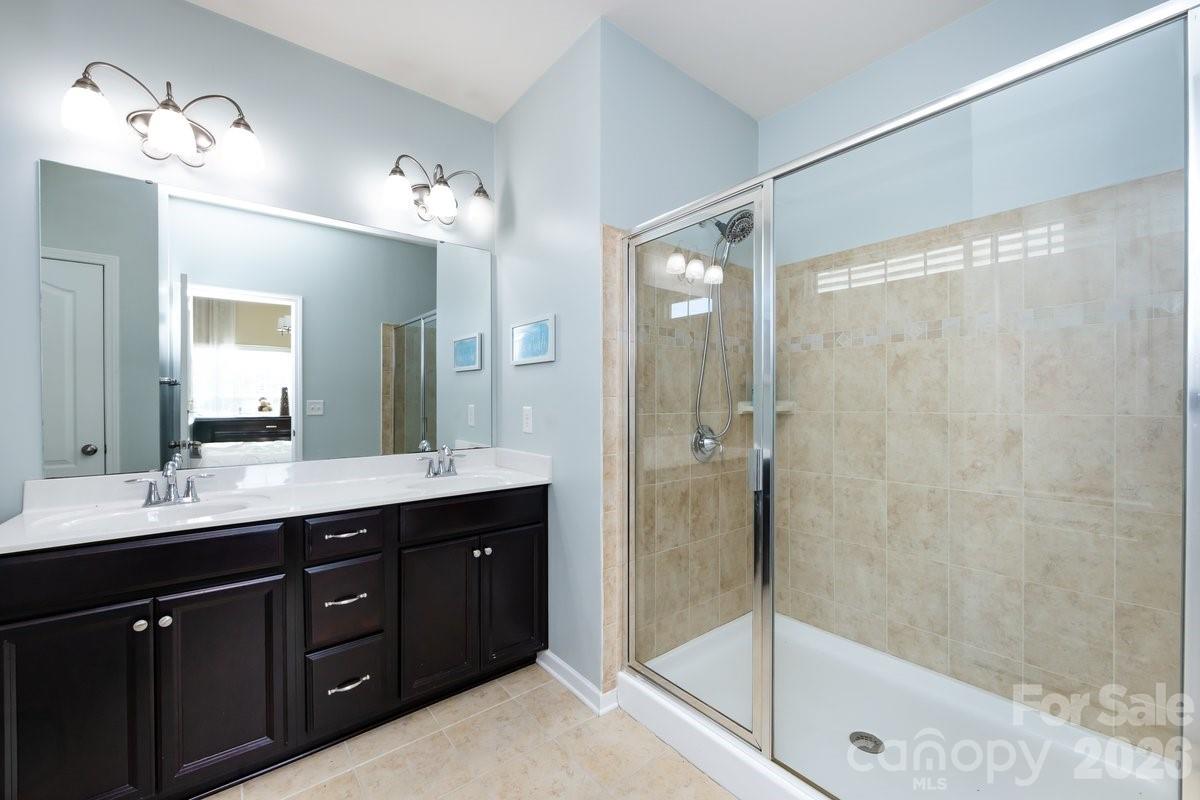 8931 Happiness Road Property Photo 15