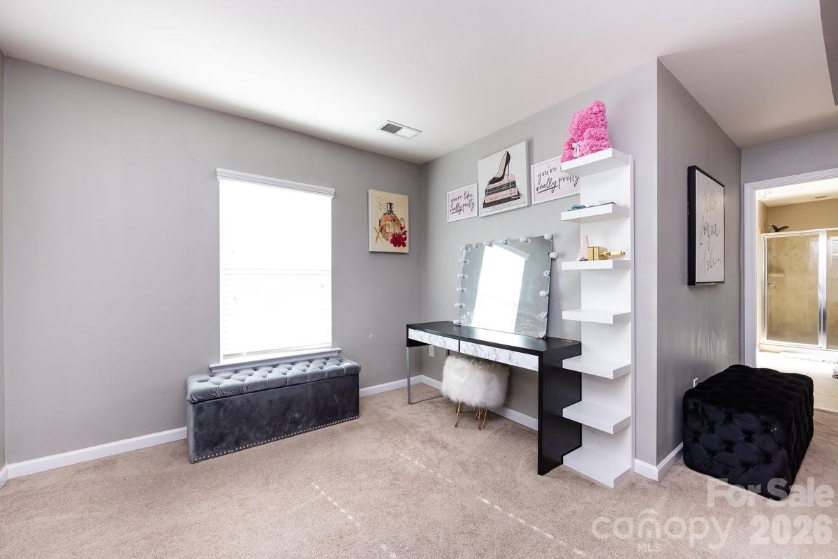 8931 Happiness Road Property Photo 19