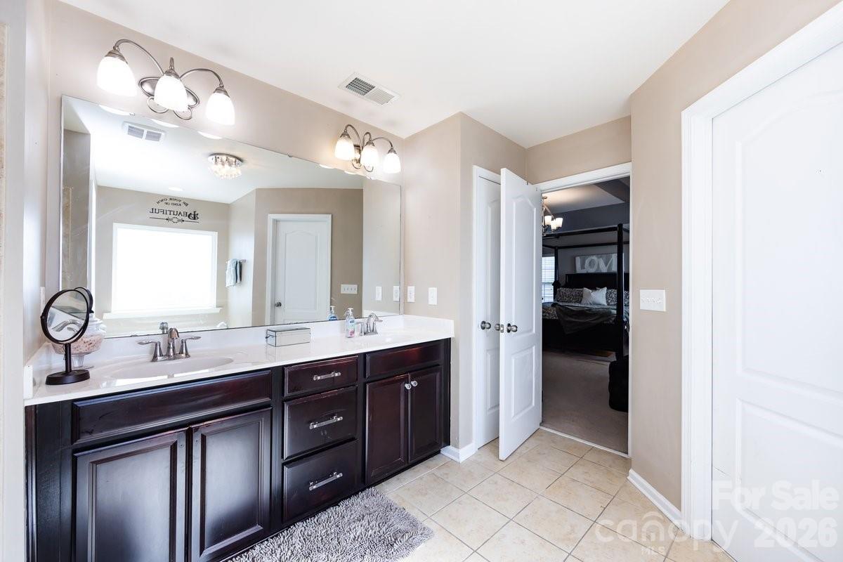 8931 Happiness Road Property Photo 20