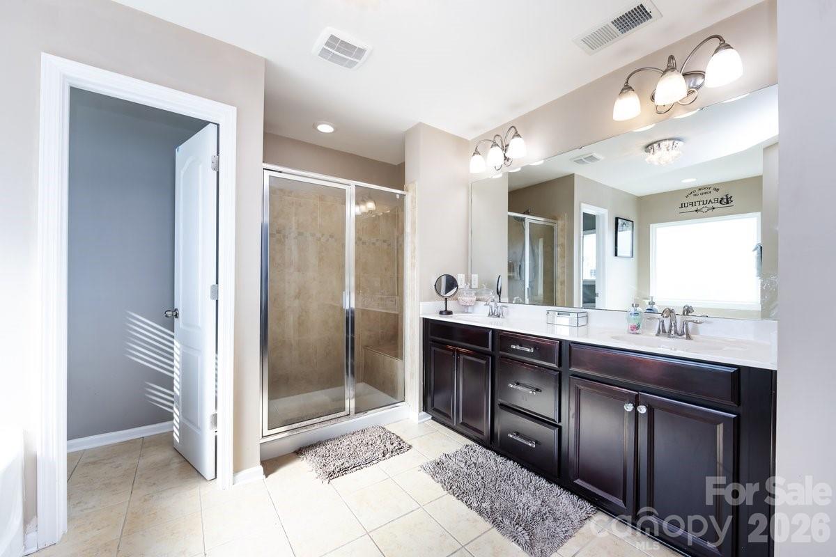 8931 Happiness Road Property Photo 21