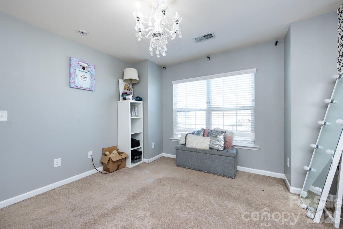 8931 Happiness Road Property Photo 22