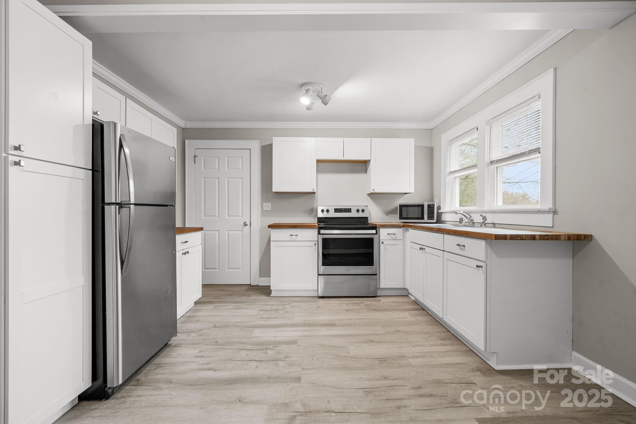 1529 4th Street Property Photo 13