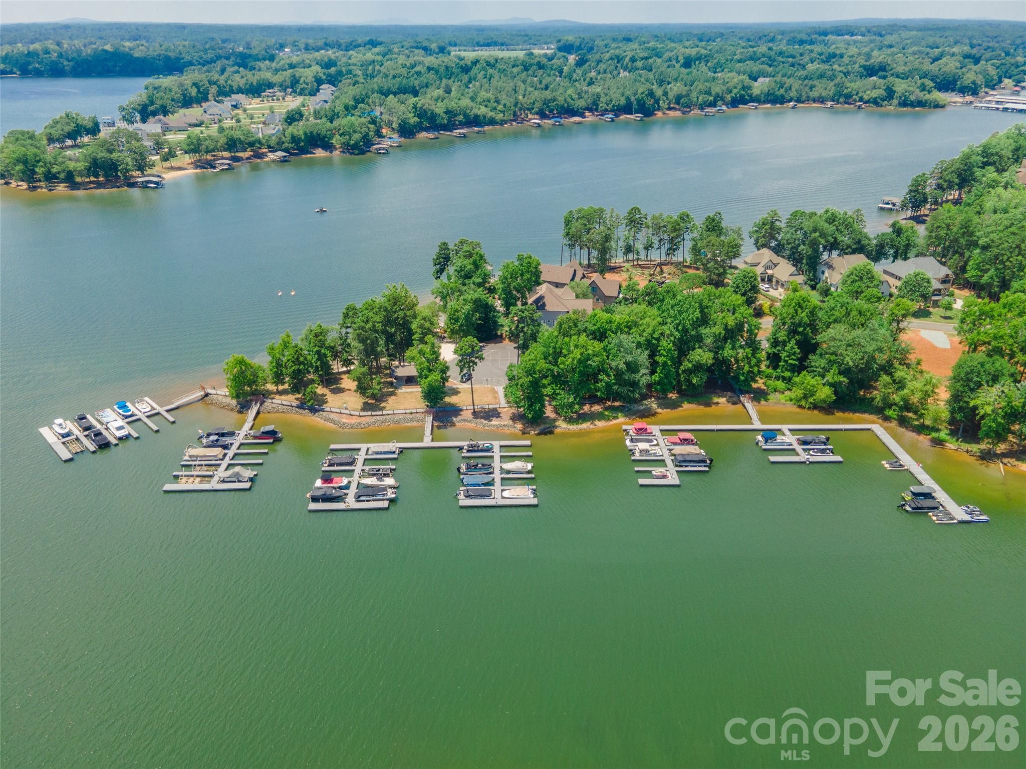 2021 Gladelynn Court Property Photo 1