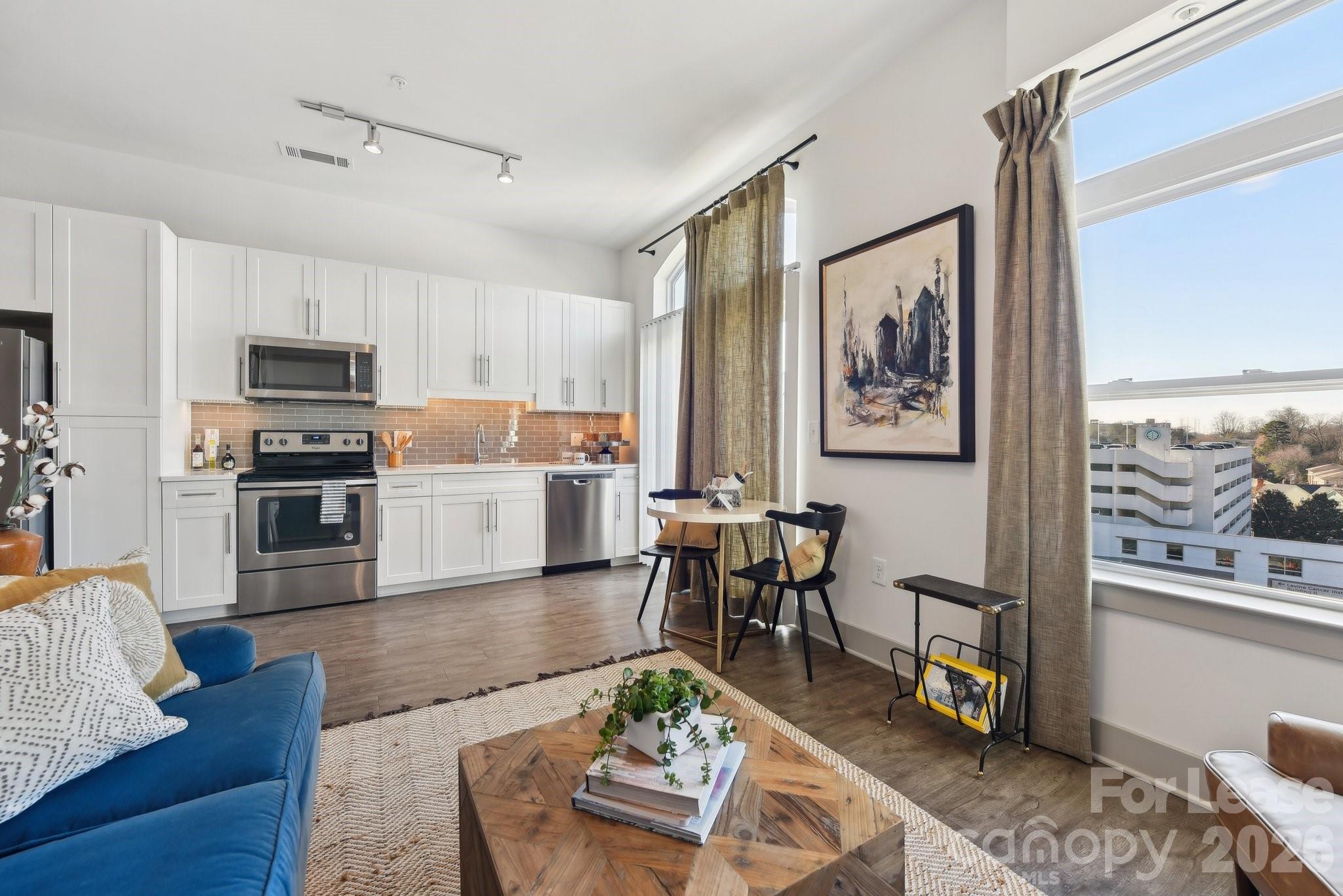 905 Kenilworth Avenue A4a Property Photo 31