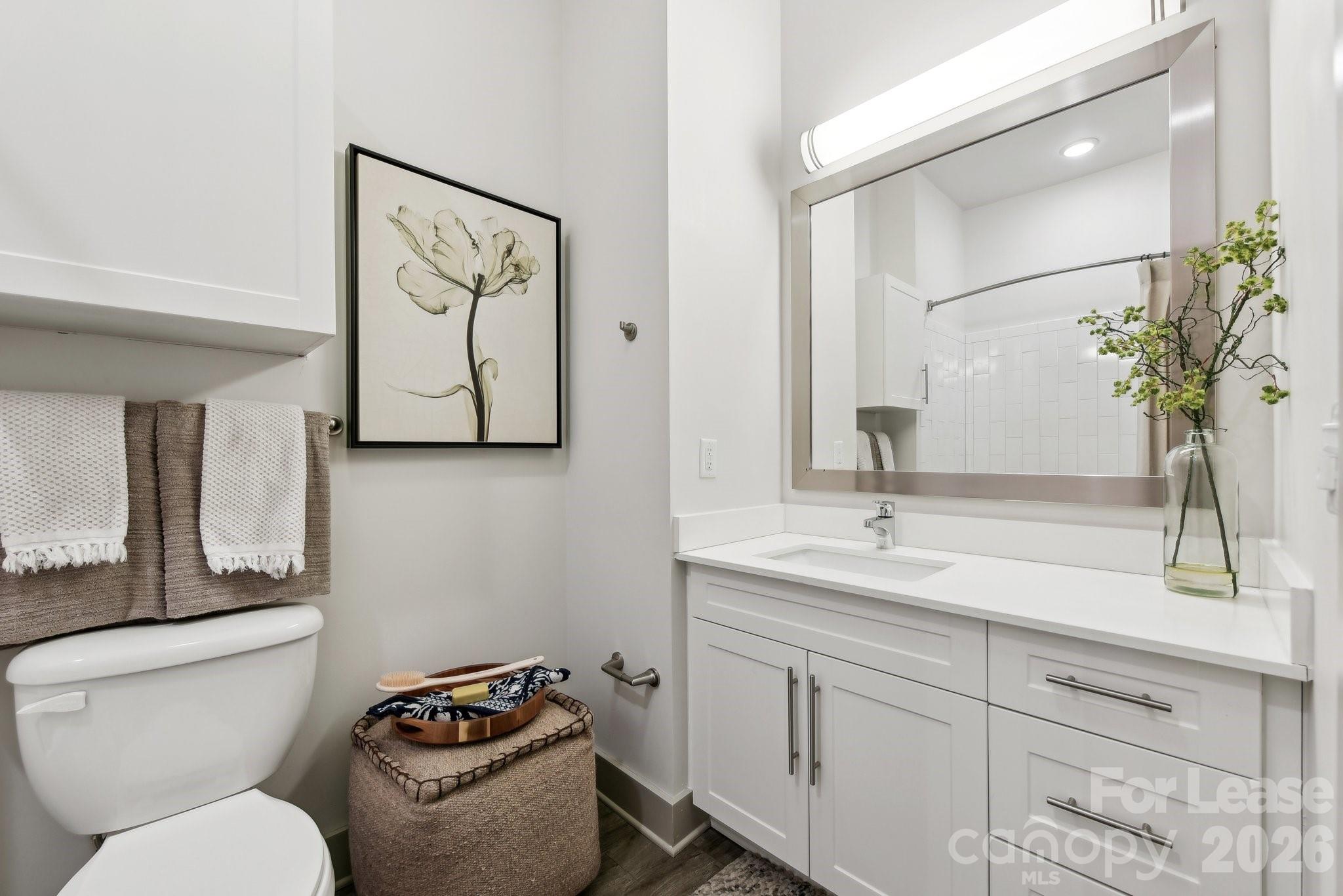 905 Kenilworth Avenue A4a Property Photo 39