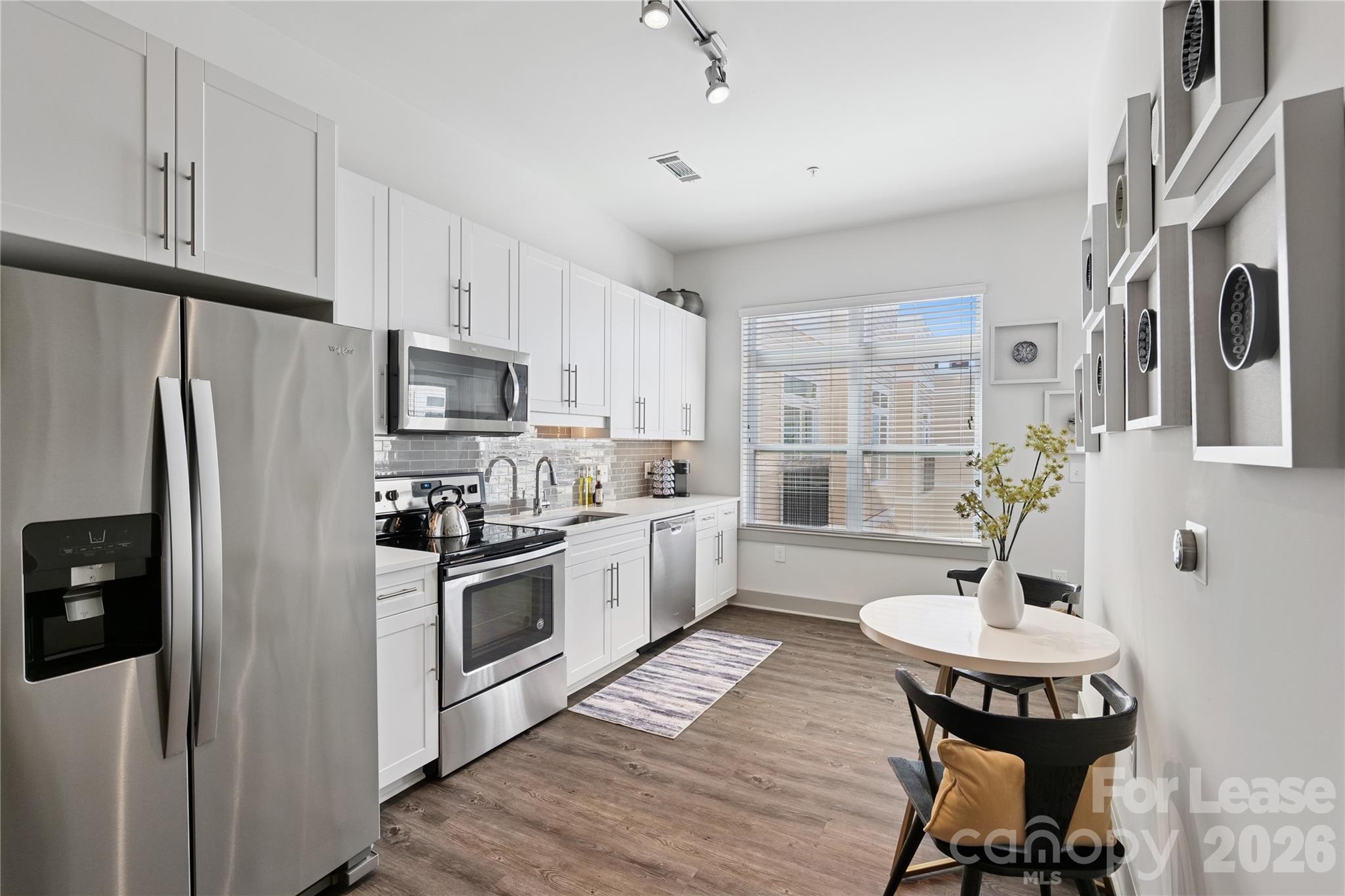 905 Kenilworth Avenue A4a Property Photo 42