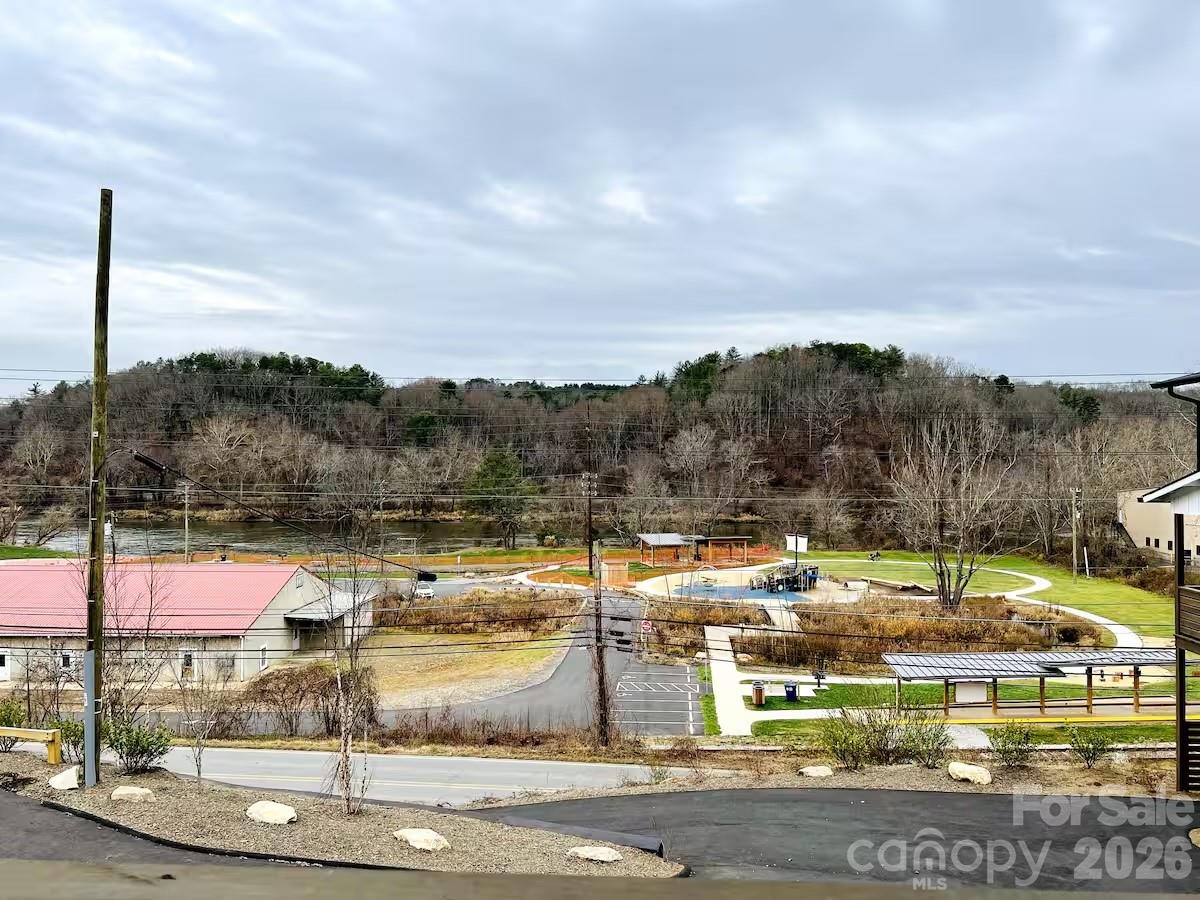 1057, 1061, 1063 Riverside Drive Property Photo 13