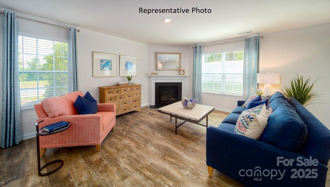 1410 Mammoth Road Property Photo 9