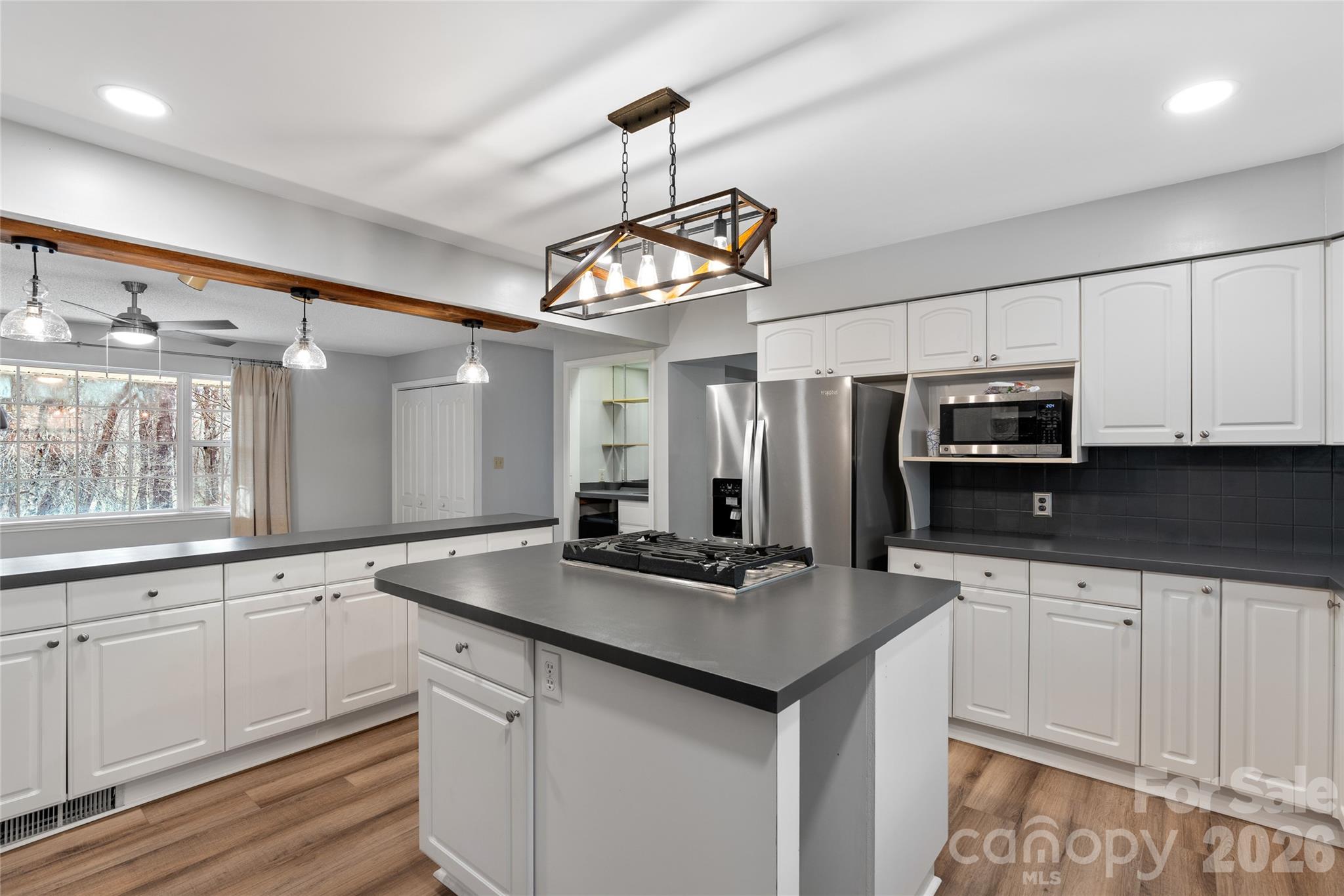 177 Country Road Property Photo 13