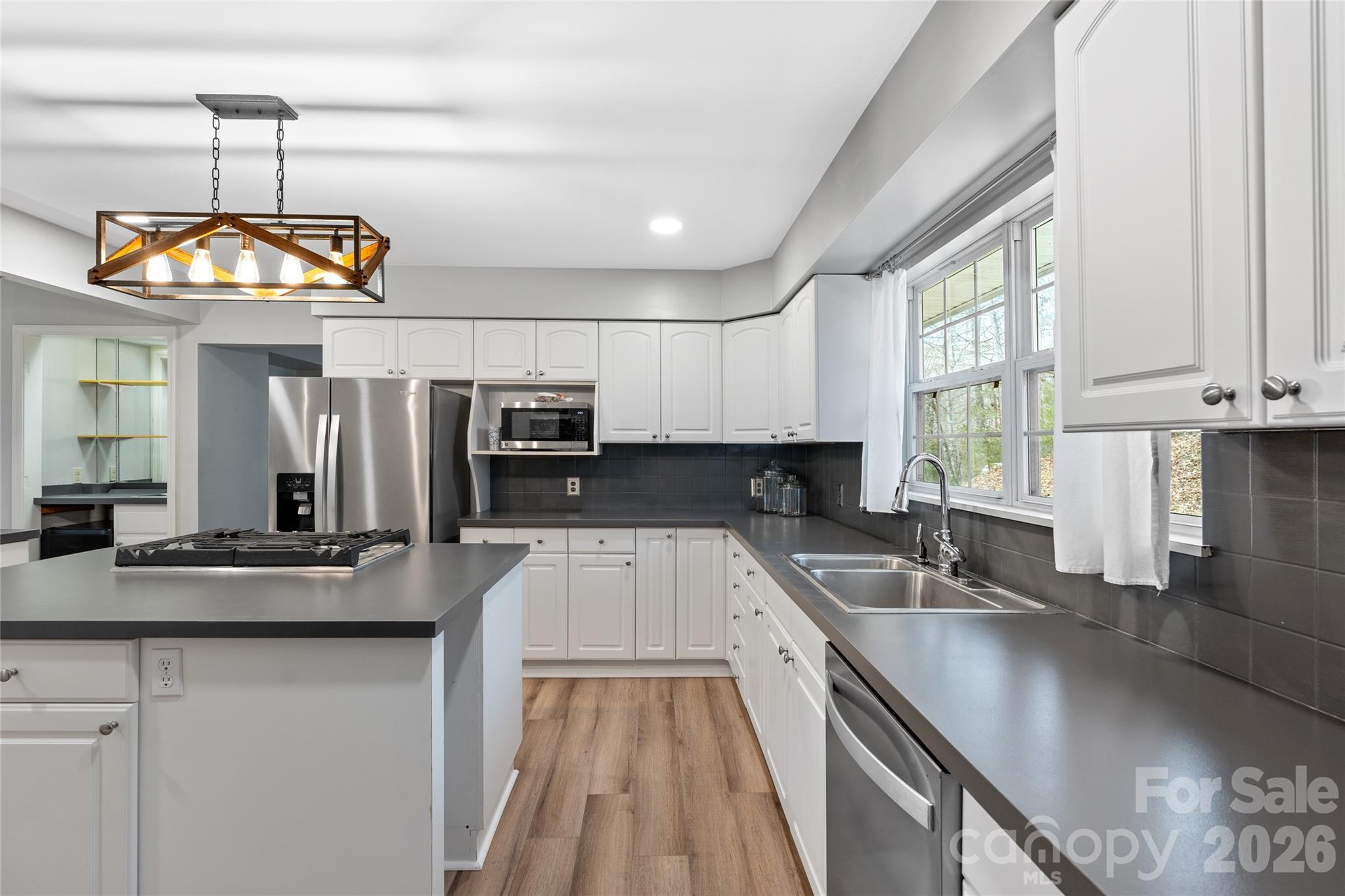 177 Country Road Property Photo 14