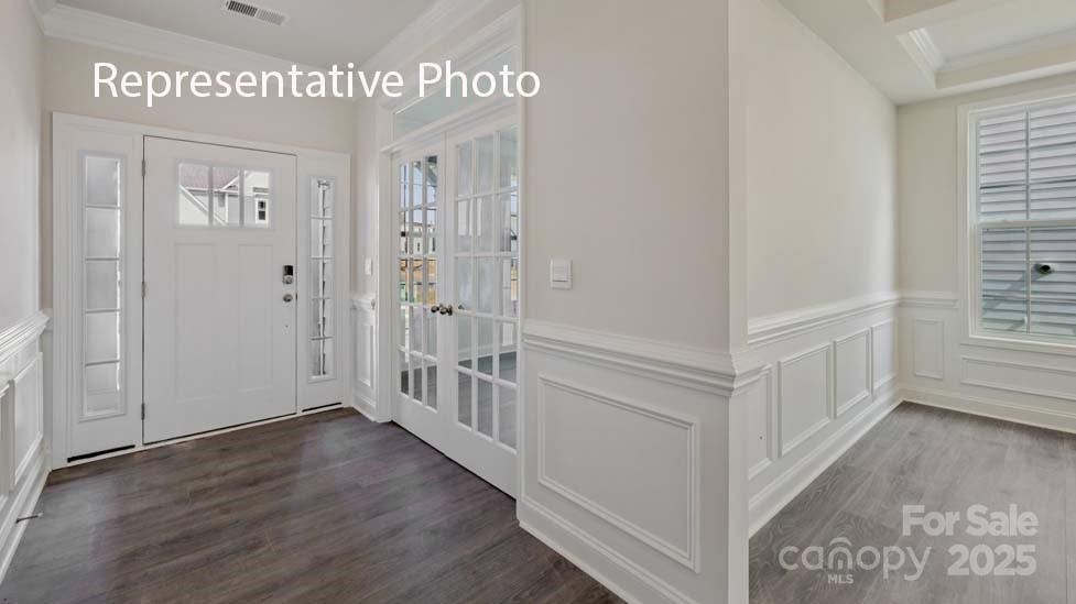 3089 Eclipse Court Property Photo 2