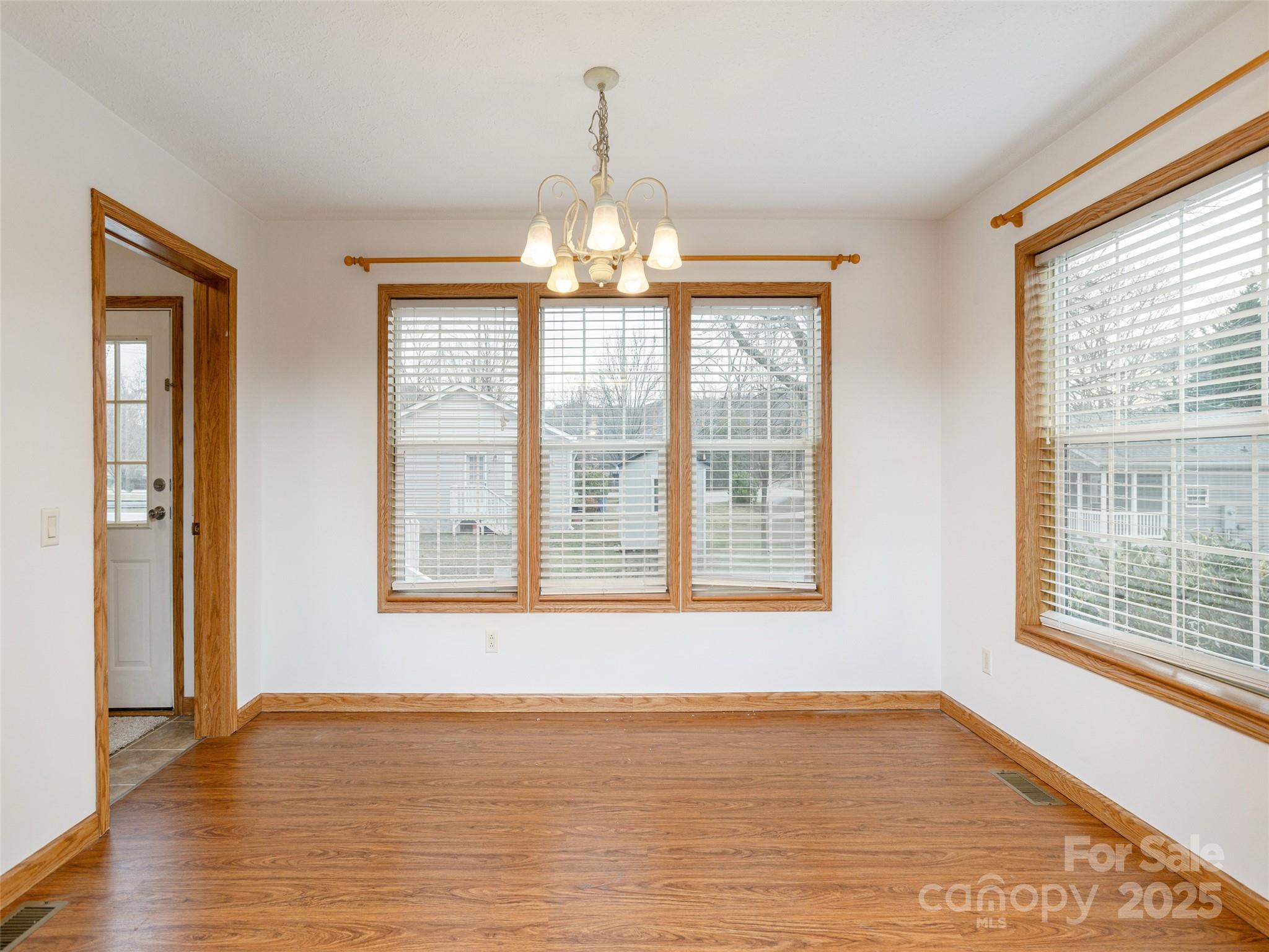 65 Philips Court Property Photo 7