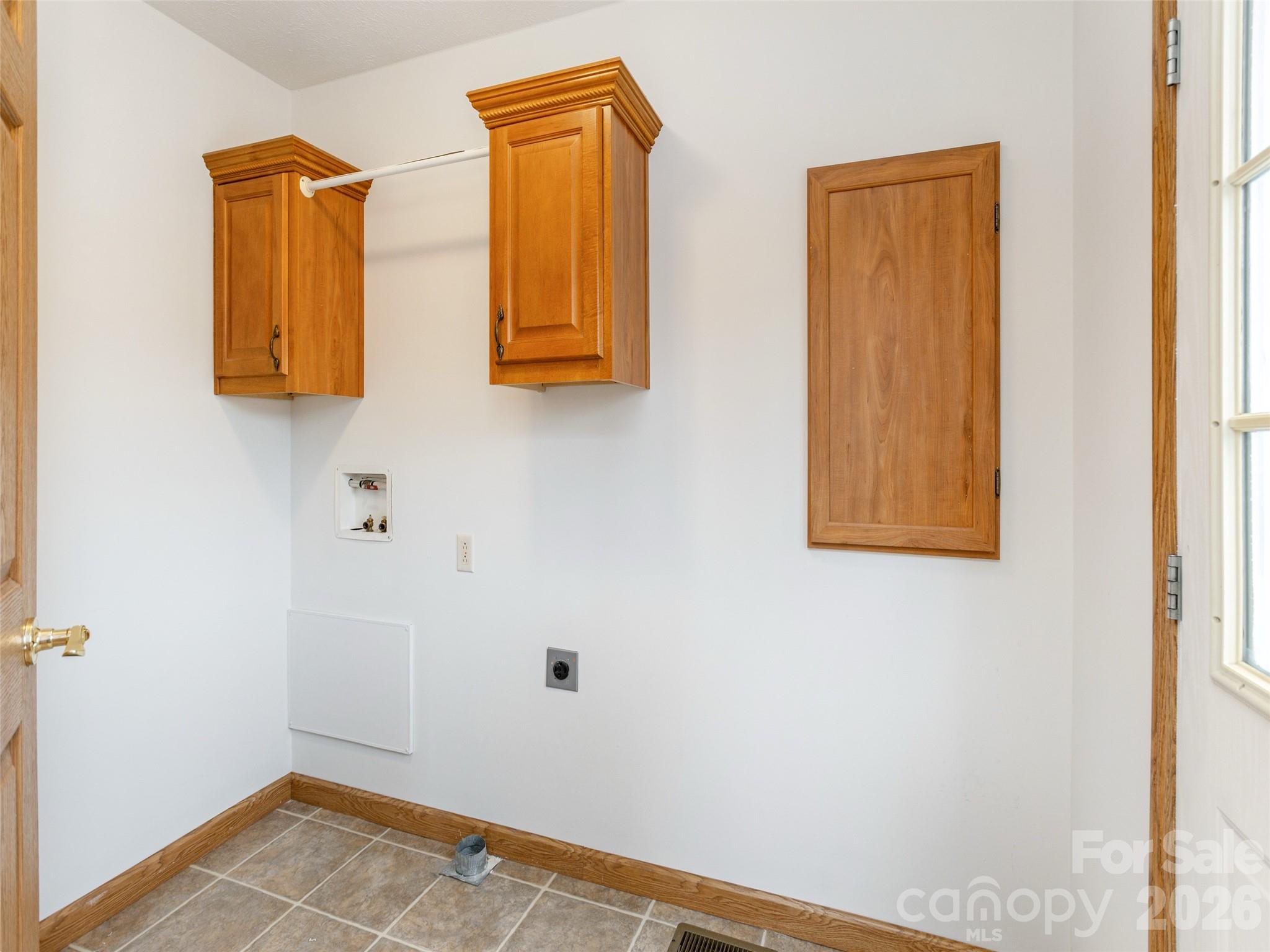 65 Philips Court Property Photo 17