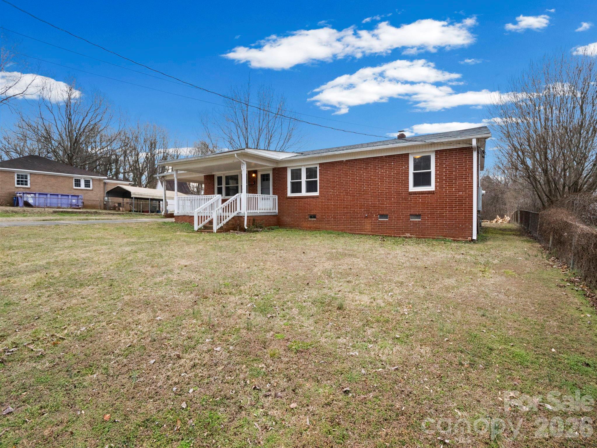 309 Green Street Property Photo 3