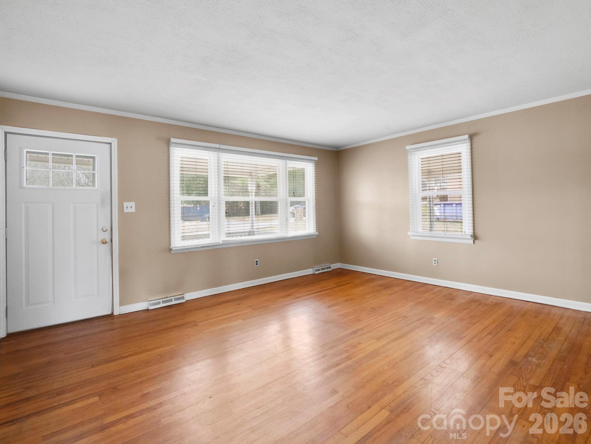 309 Green Street Property Photo 13
