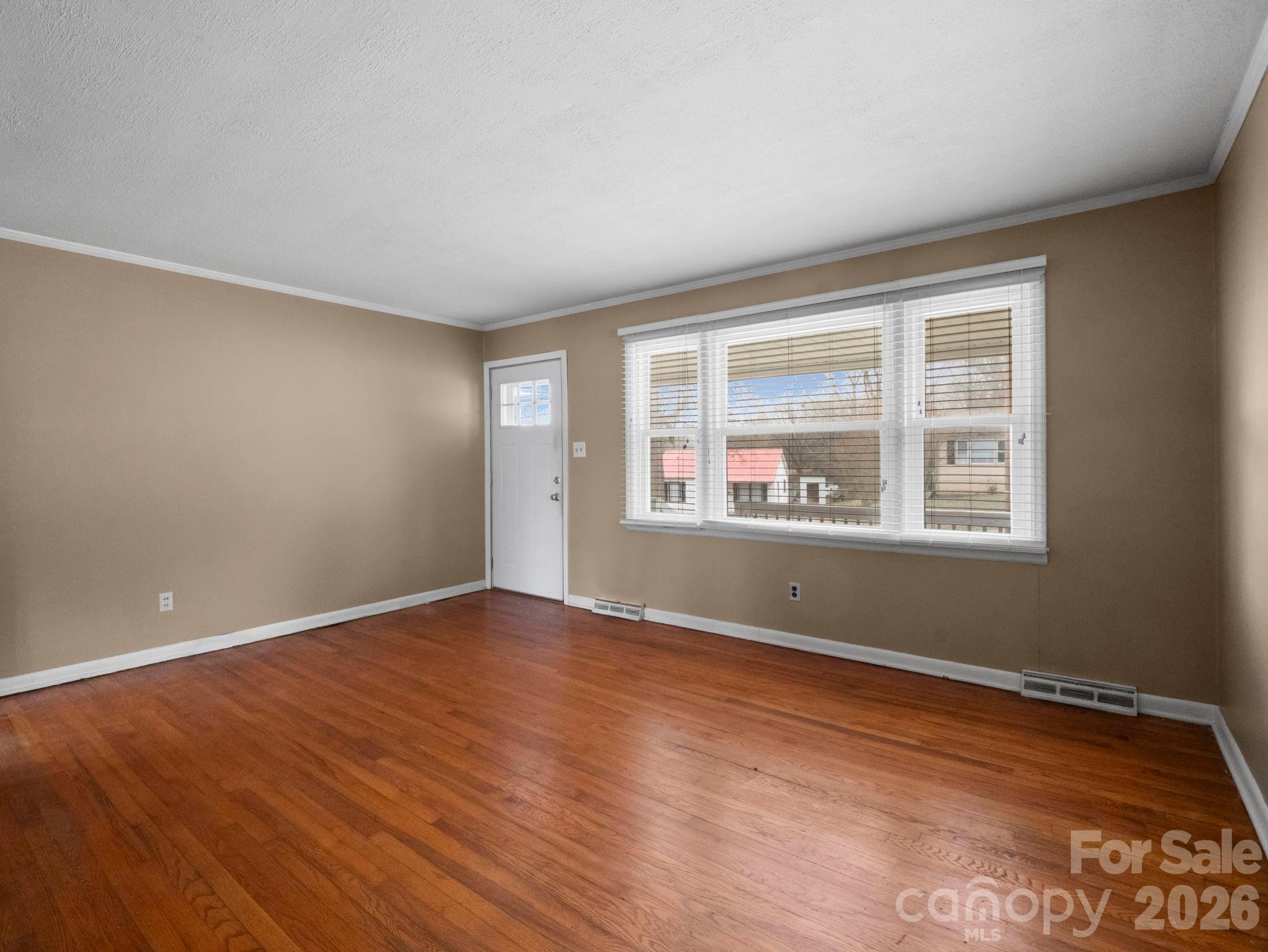 309 Green Street Property Photo 14