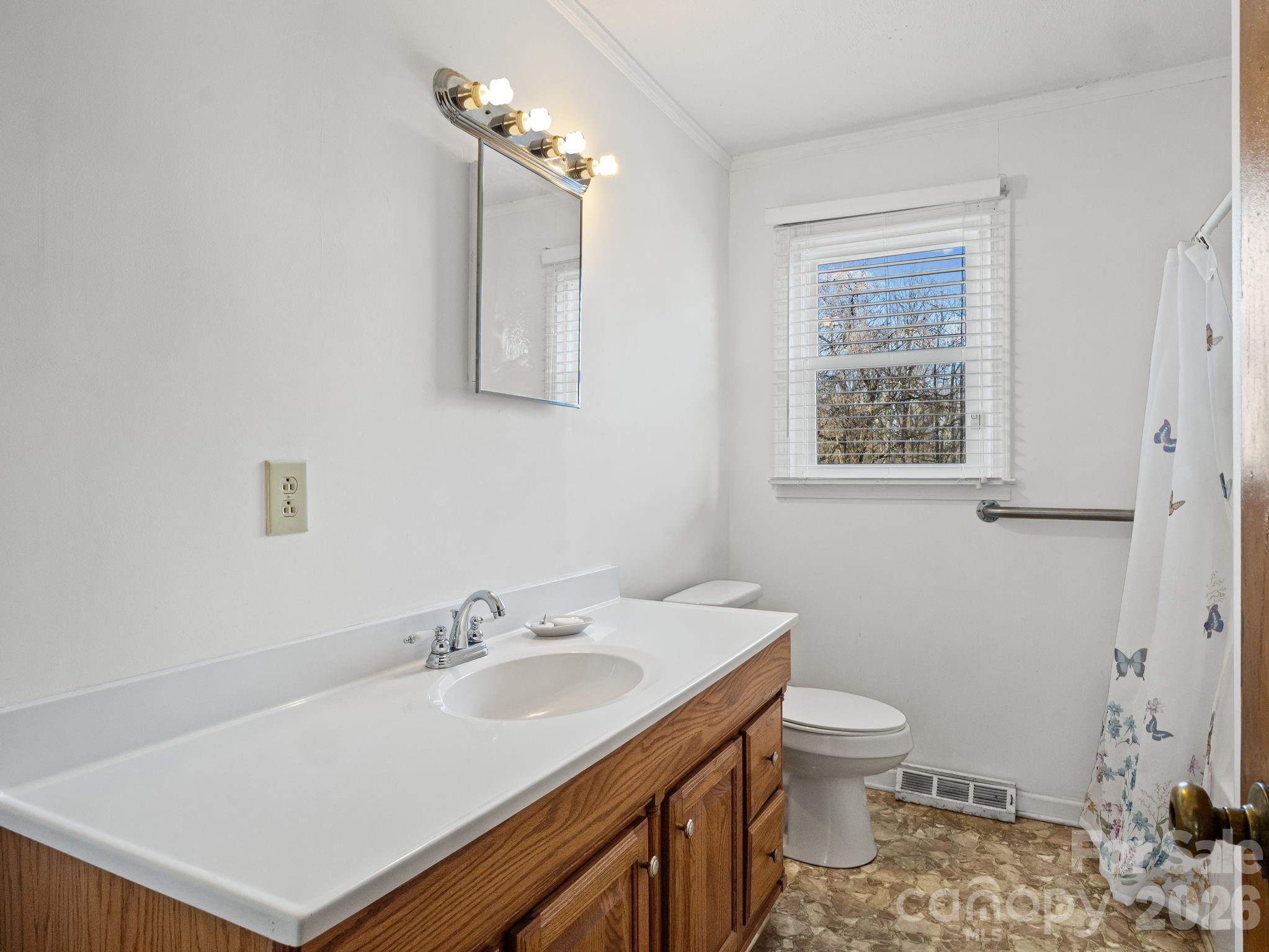 309 Green Street Property Photo 27