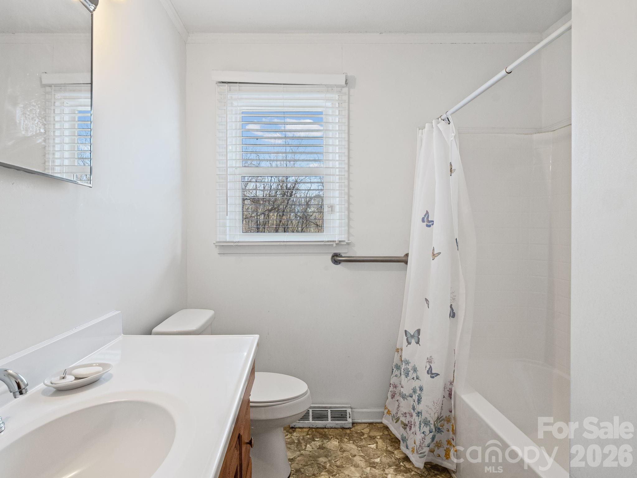 309 Green Street Property Photo 28