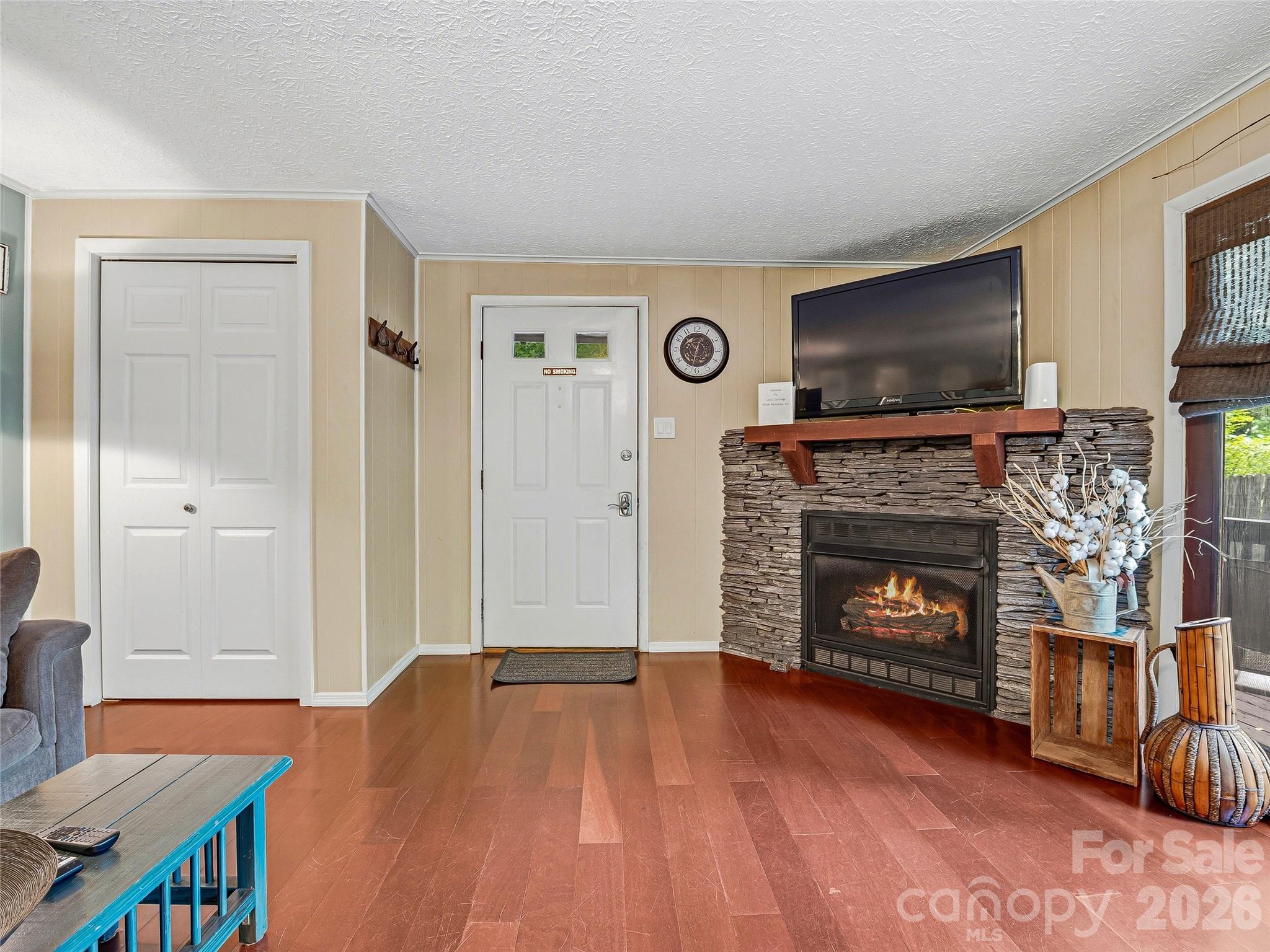 416 S Cherokee Avenue Property Photo 36
