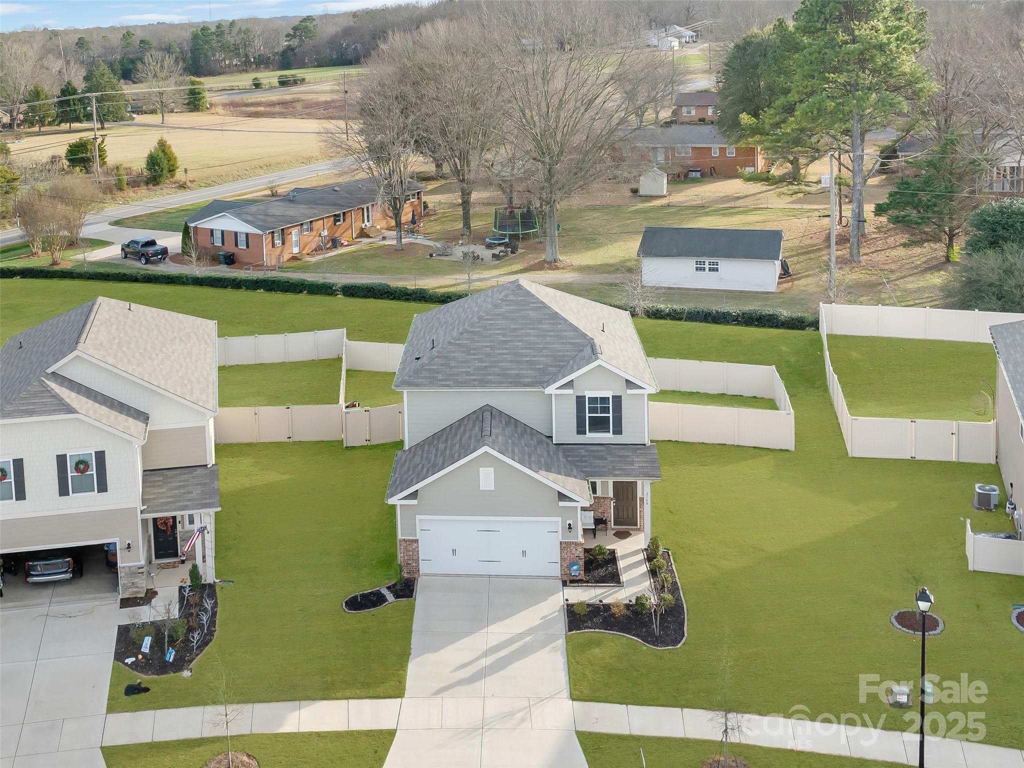 2144 Blue Sky Meadows Drive Property Photo 5