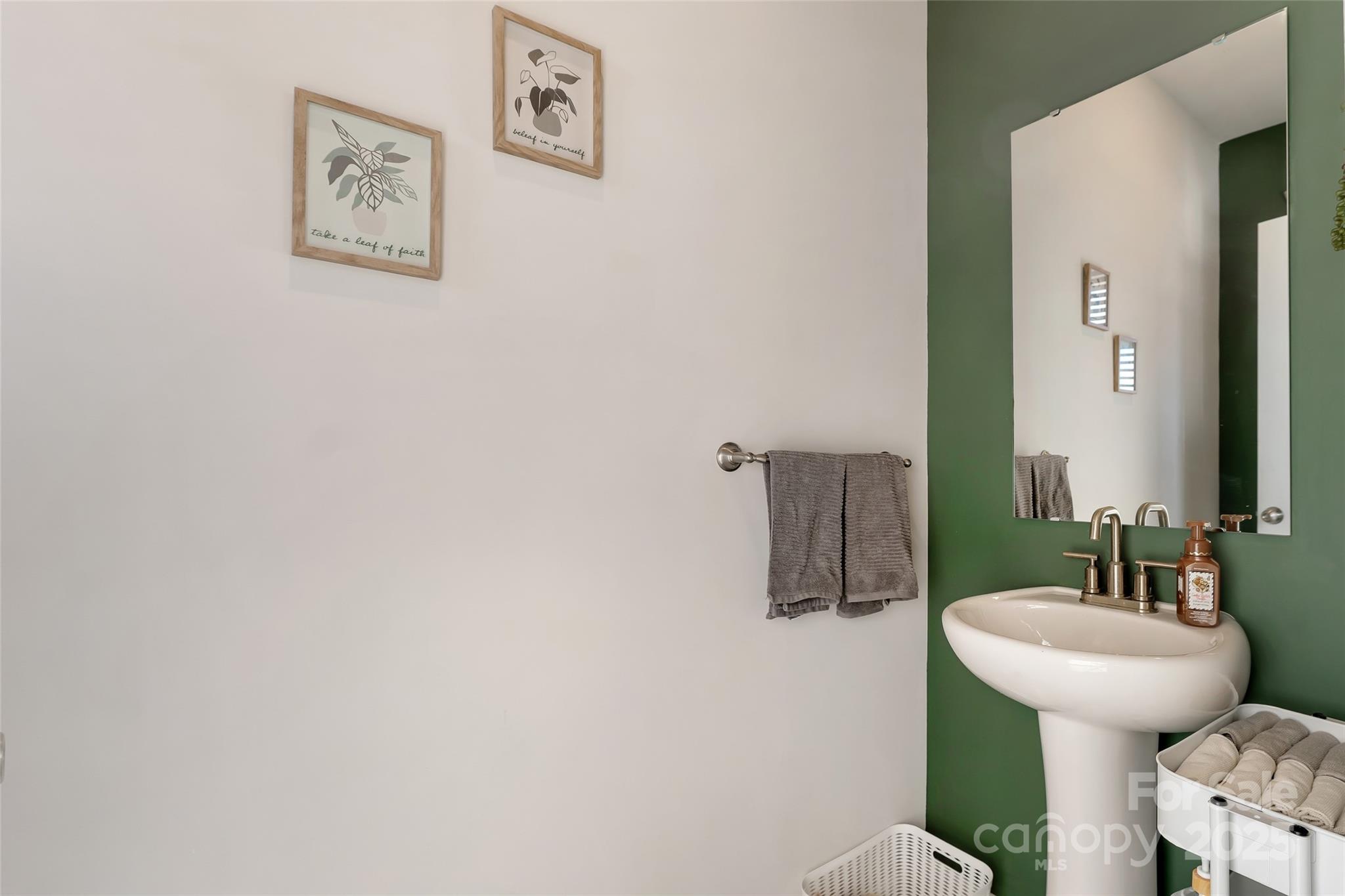 2144 Blue Sky Meadows Drive Property Photo 7