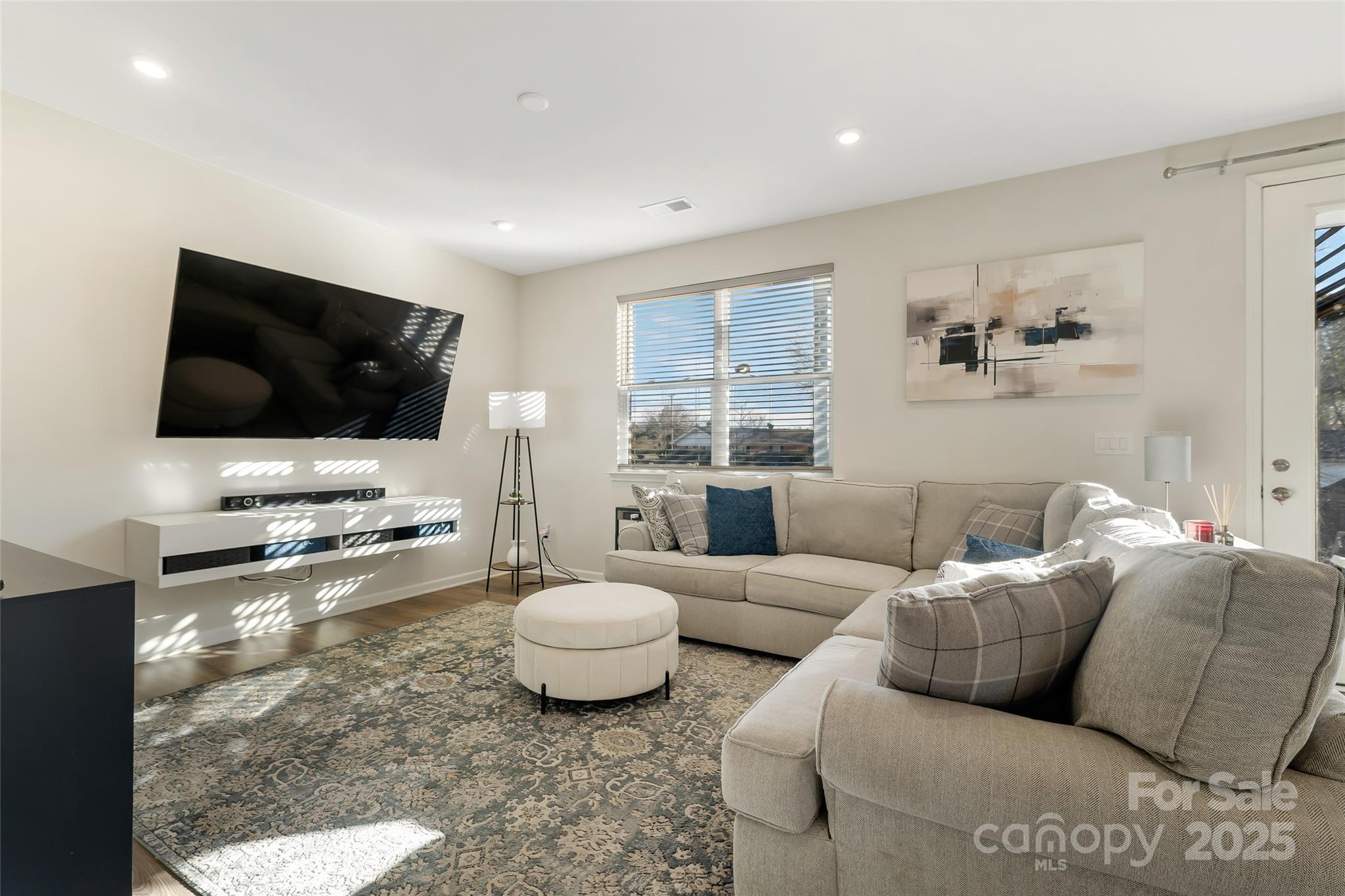 2144 Blue Sky Meadows Drive Property Photo 15