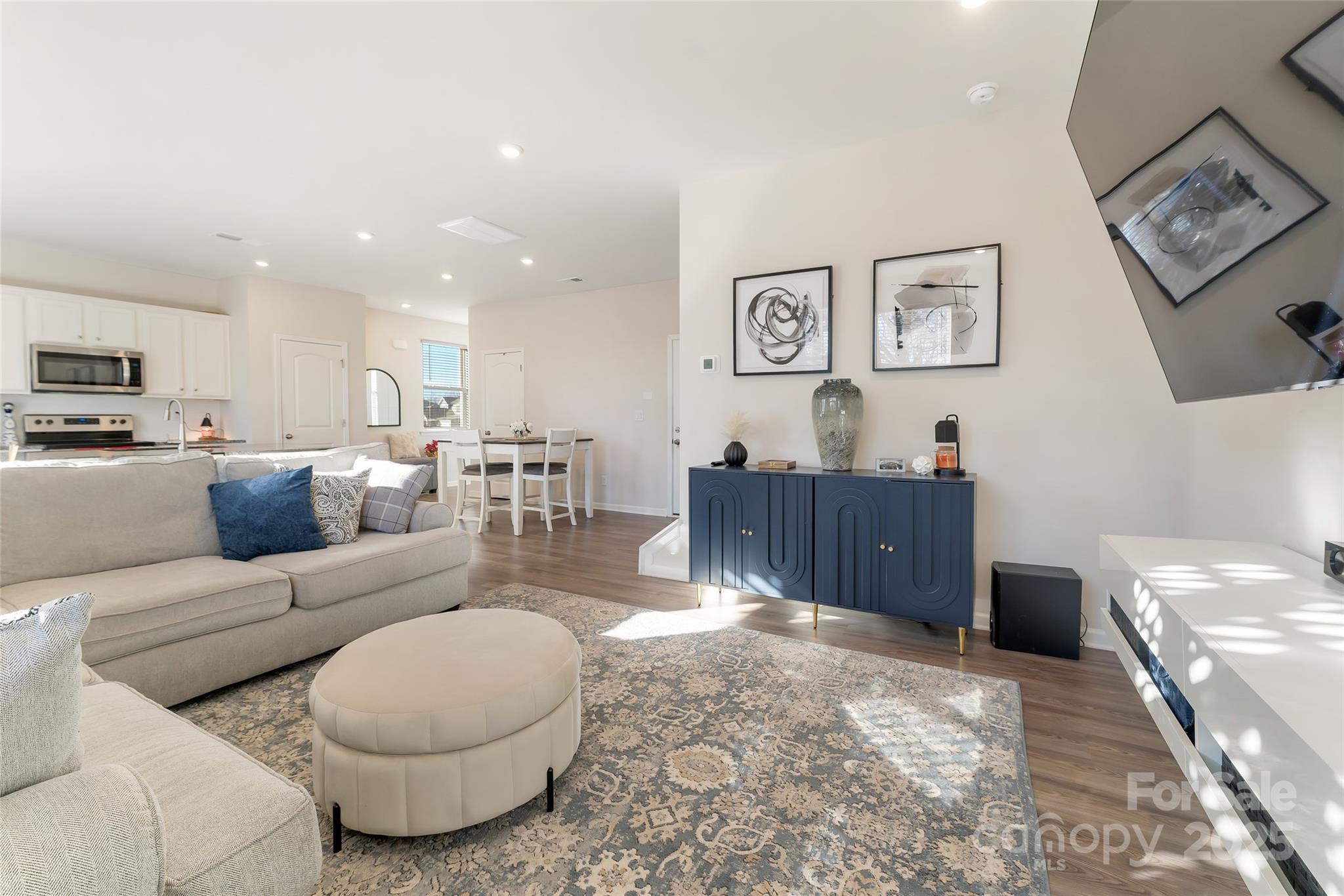 2144 Blue Sky Meadows Drive Property Photo 17