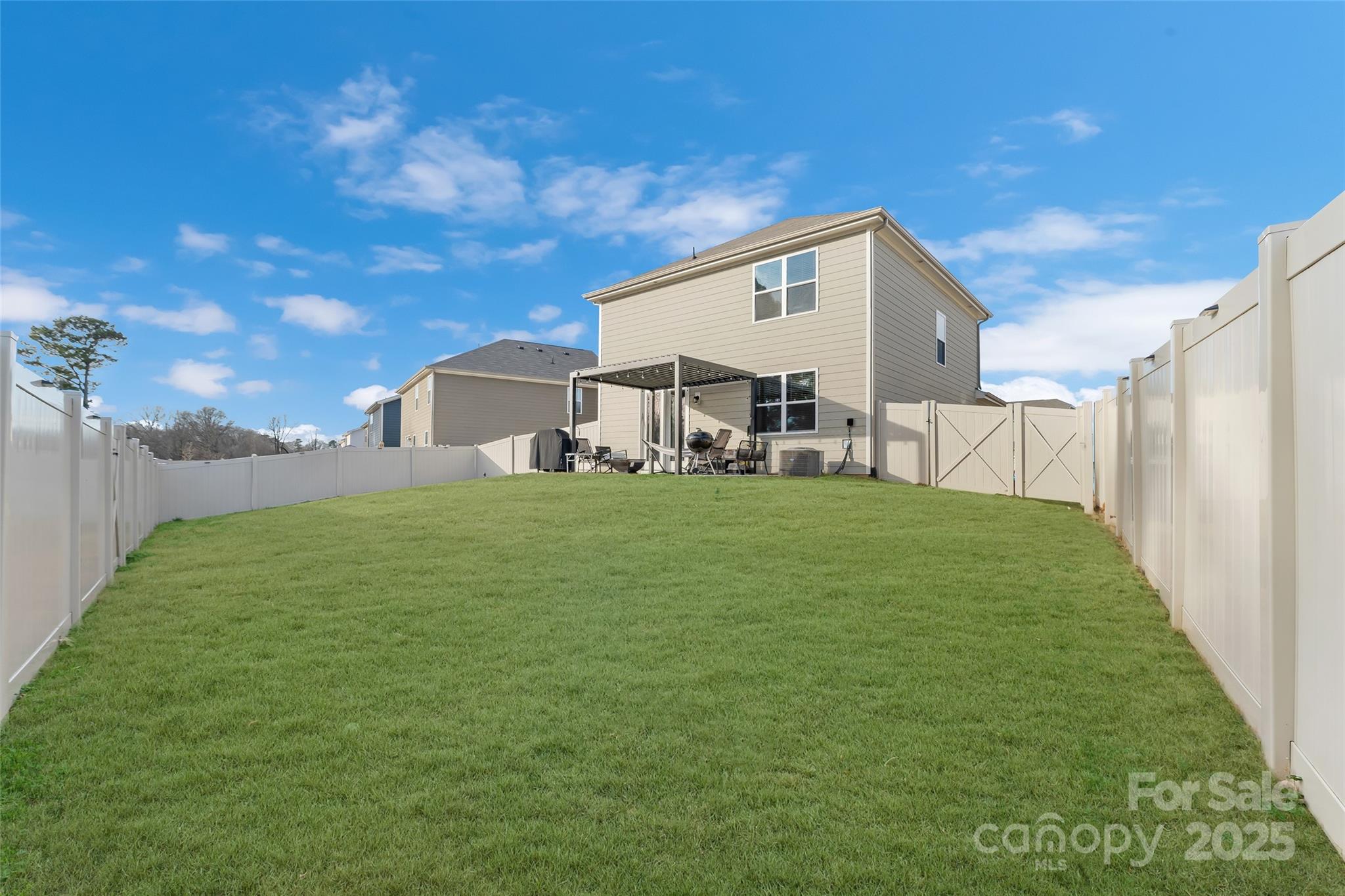 2144 Blue Sky Meadows Drive Property Photo 31