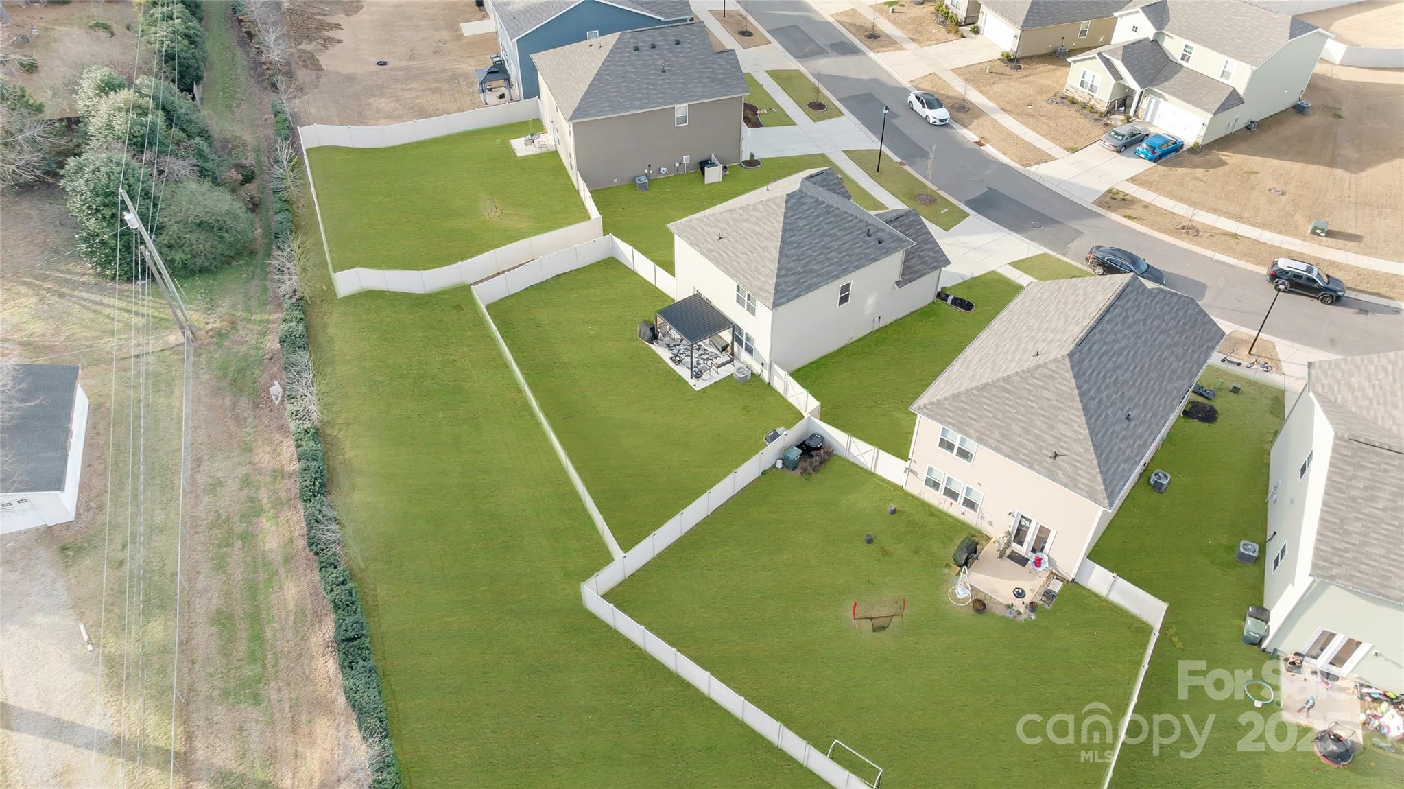 2144 Blue Sky Meadows Drive Property Photo 36