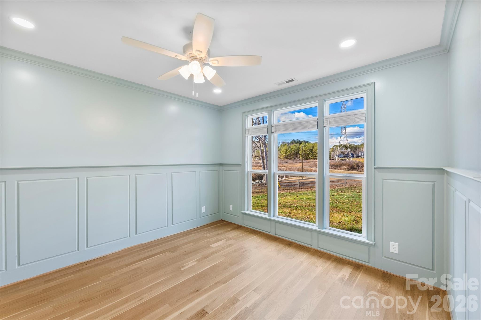516 Lands End Trail Property Photo 8