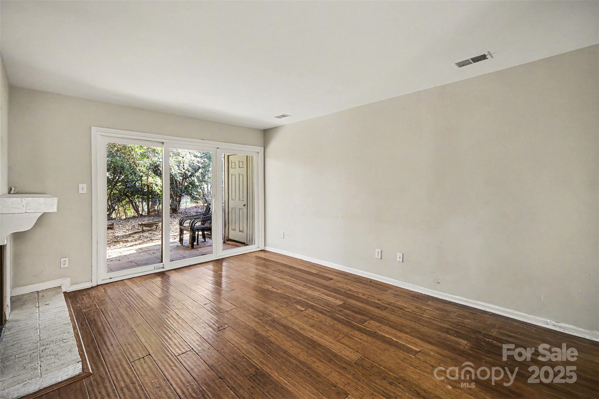 7913 Horse Chestnut Lane Property Photo 16