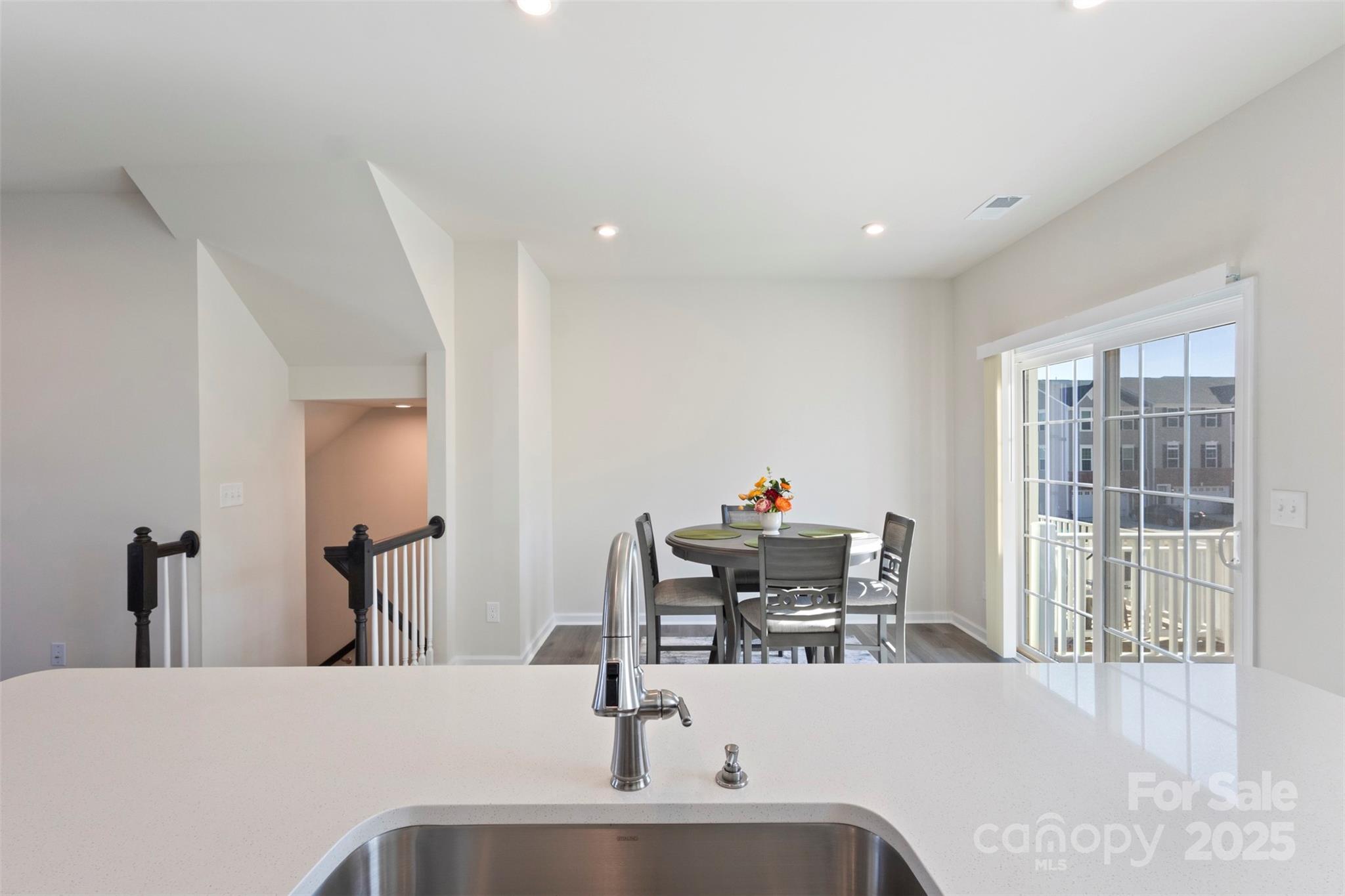 2016 Tupelo Grove Lane Property Photo 14