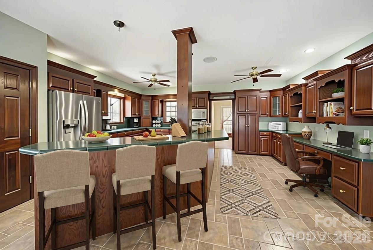 6650 Dellwood Drive Property Photo 8