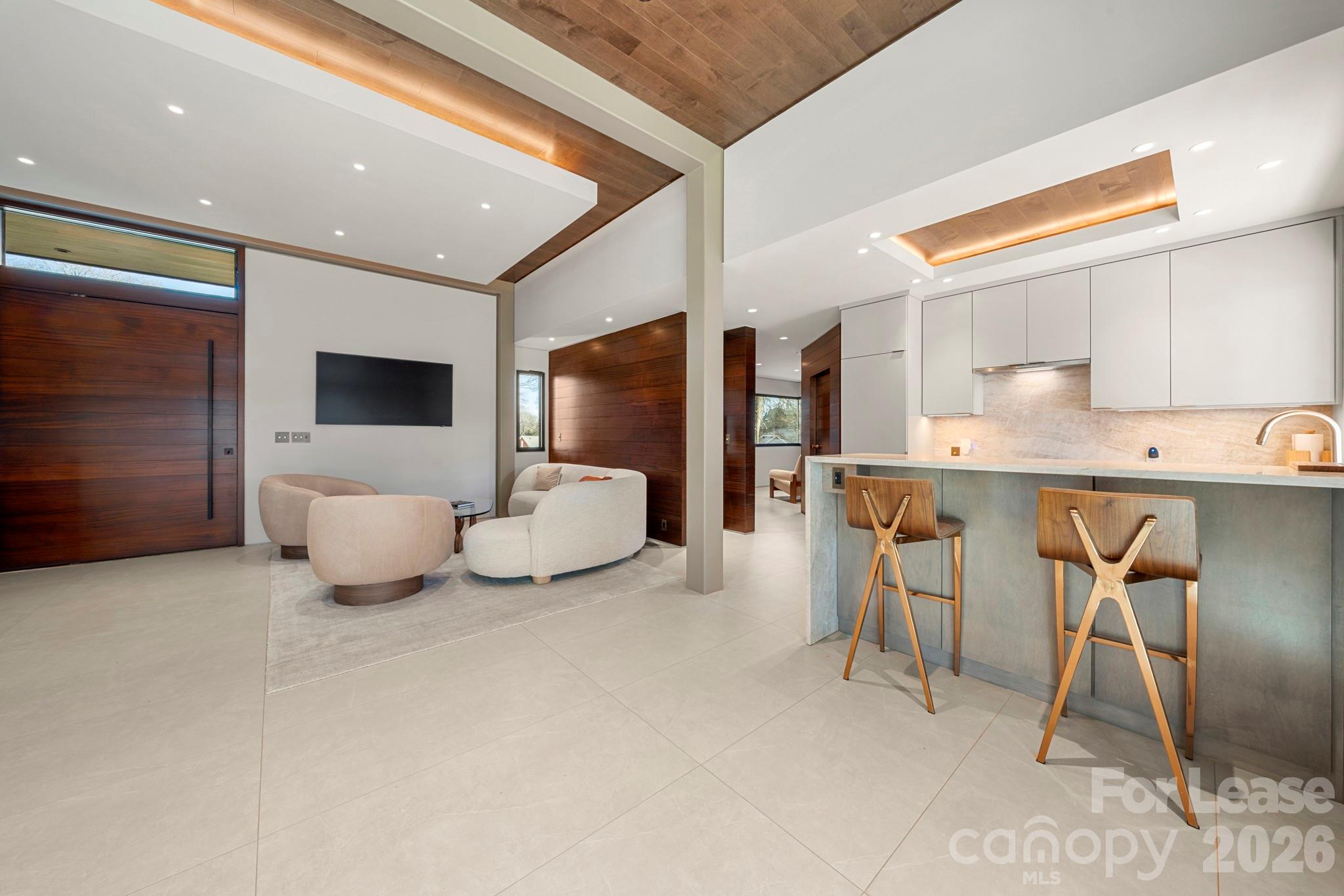 1709 Dearmon Drive Property Photo 10