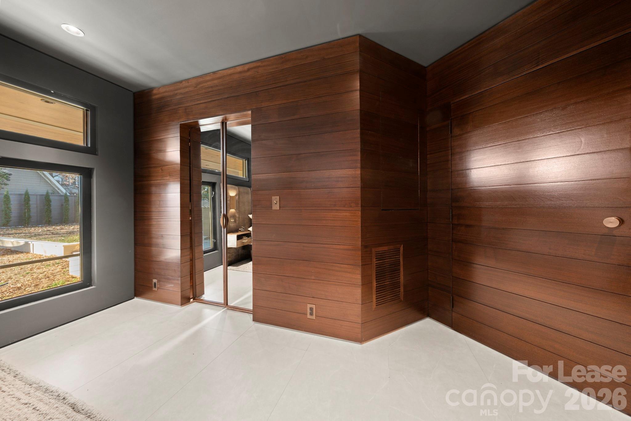 1709 Dearmon Drive Property Photo 31