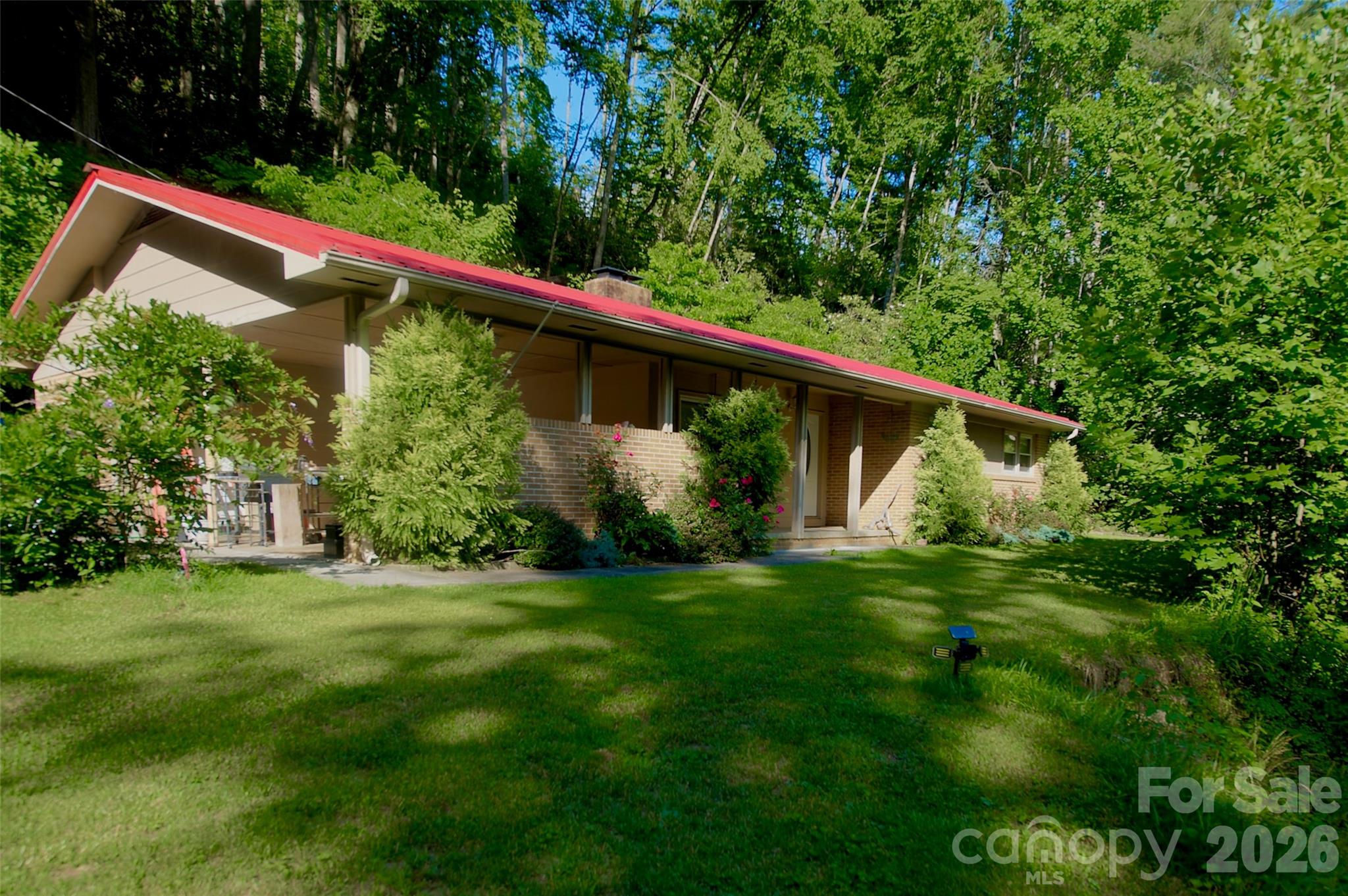 583 Deer Park Lake Road Property Photo 1