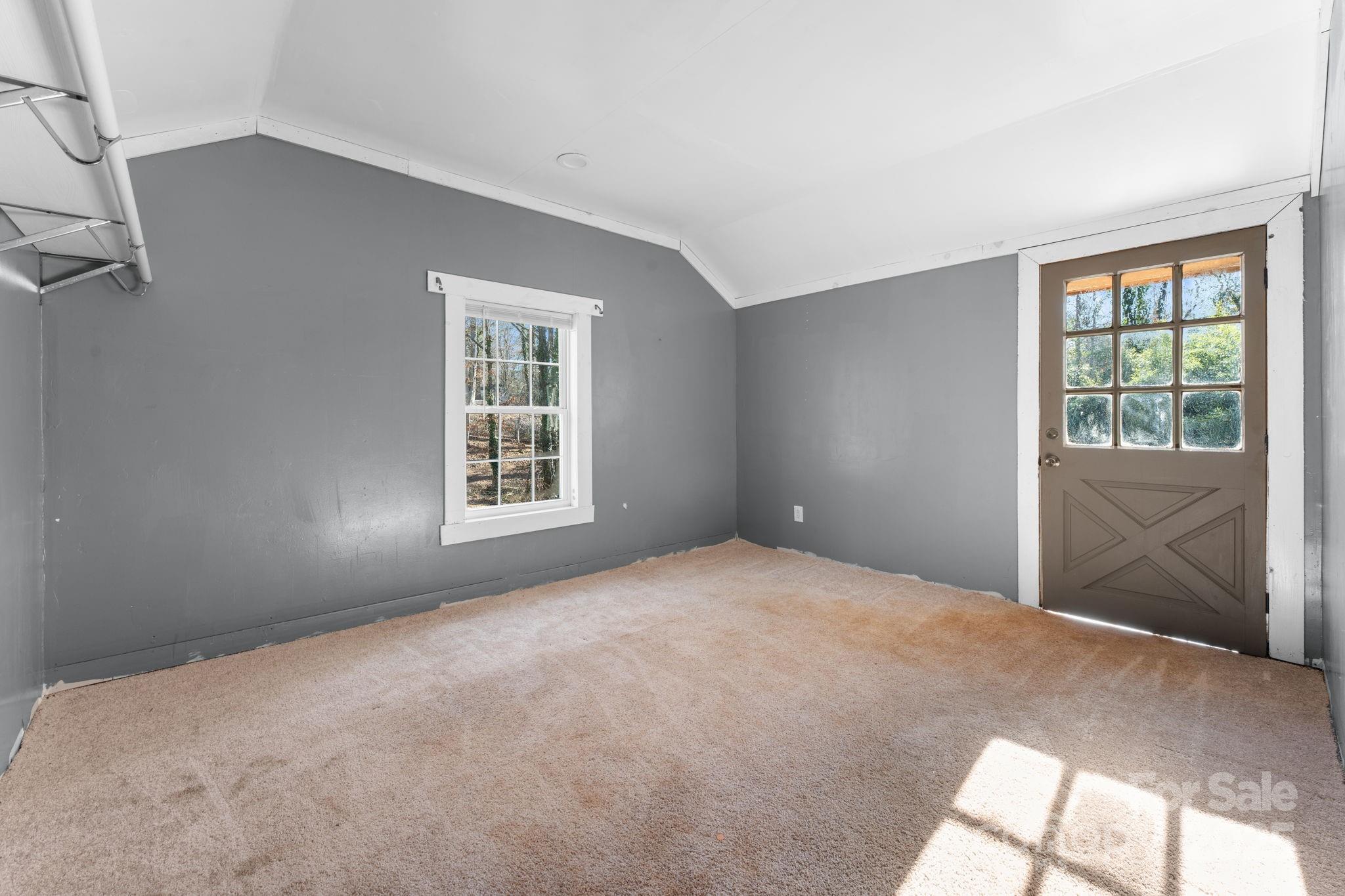 102 Garnett Trace Road Property Photo 32