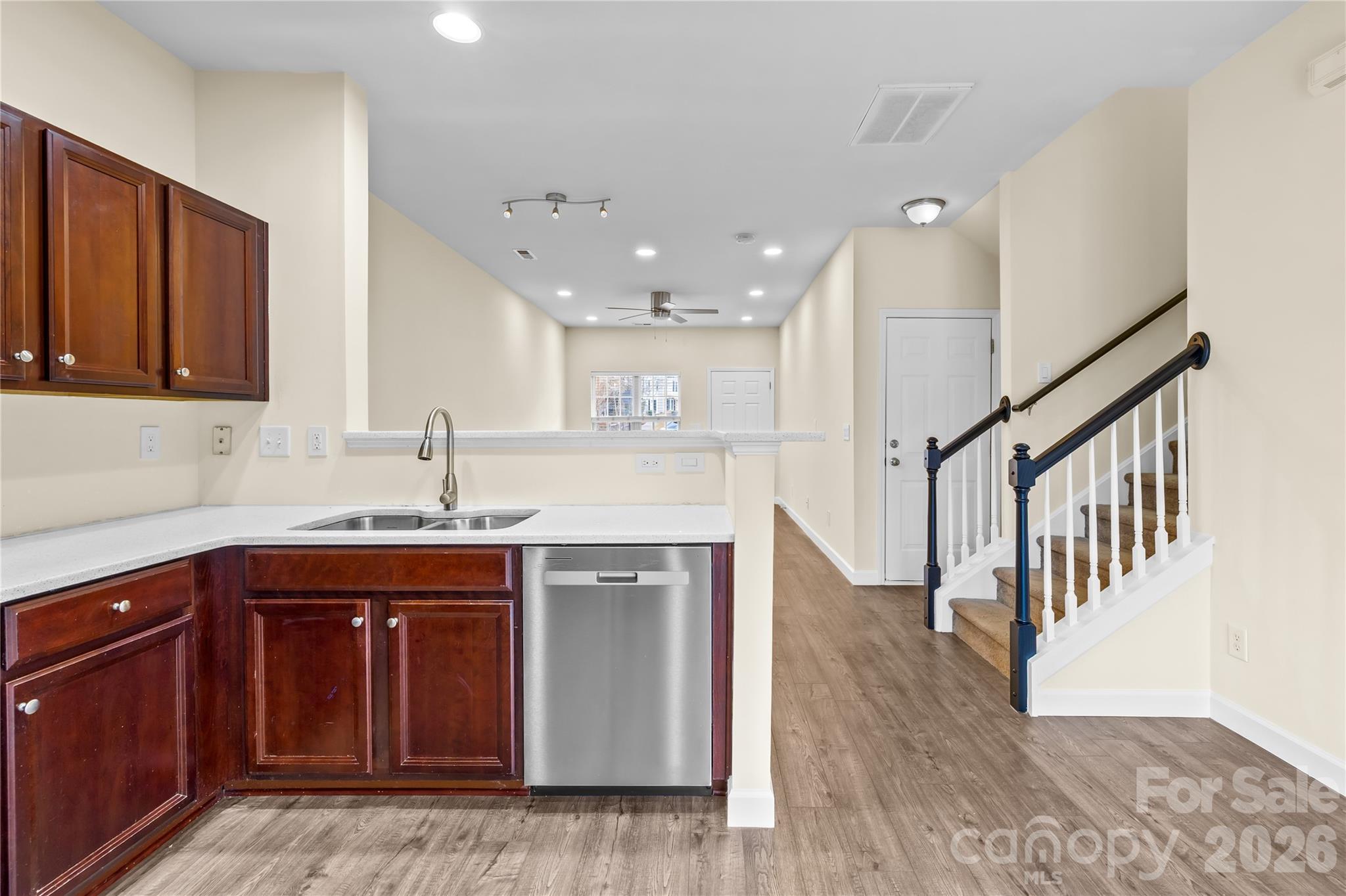 15558 Stronvar House Lane Property Photo 13