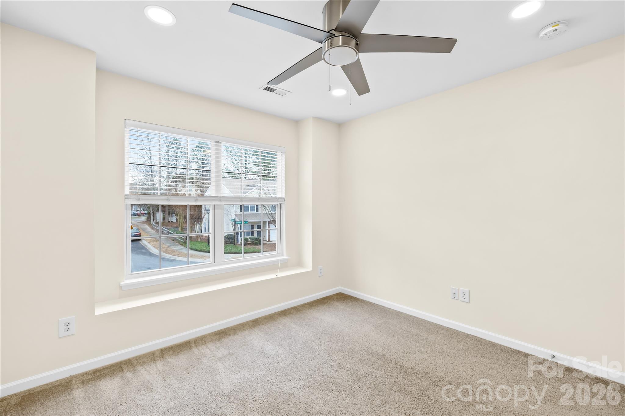 15558 Stronvar House Lane Property Photo 20