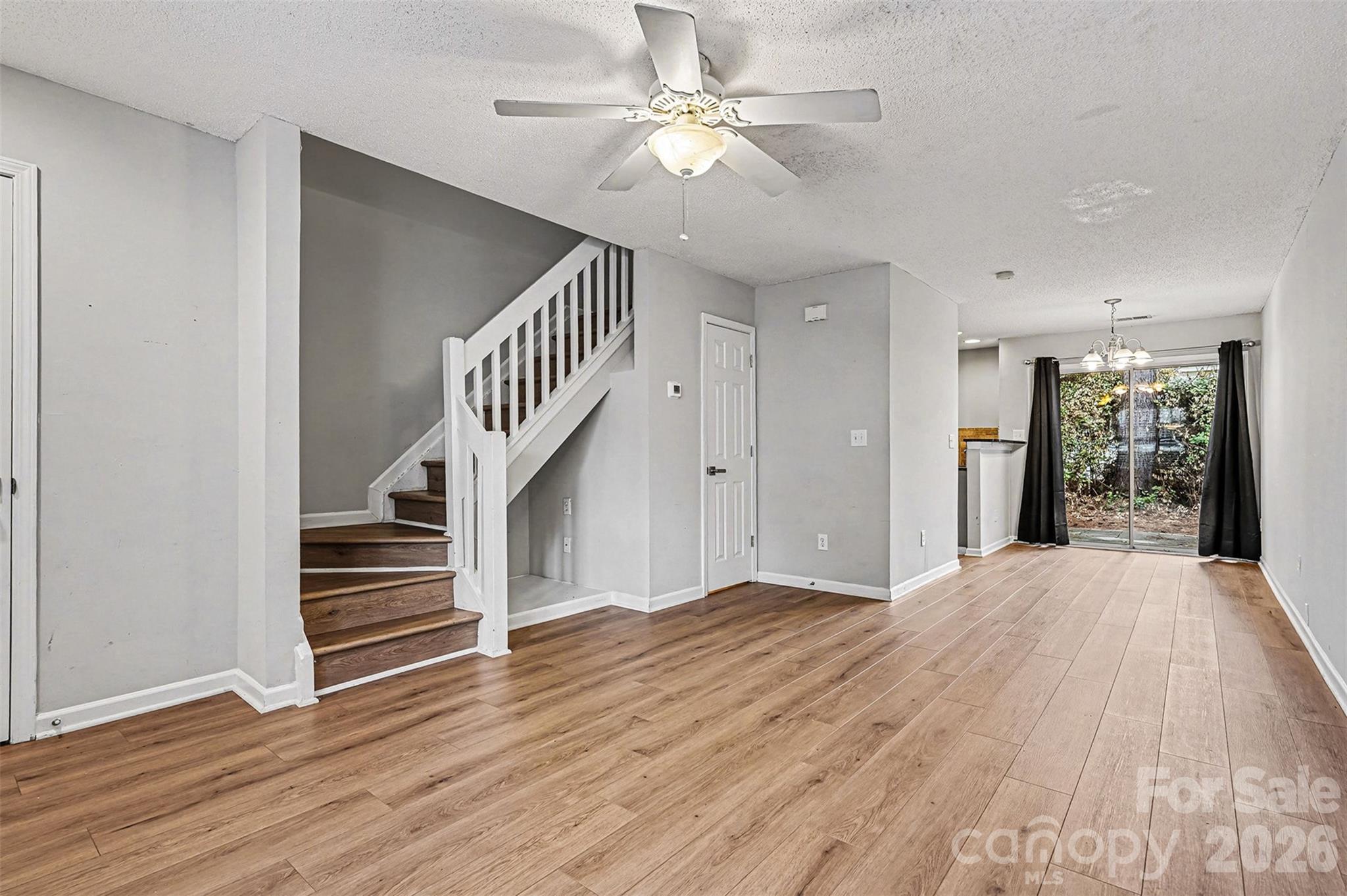 1825 Birch Heights Court Property Photo 1